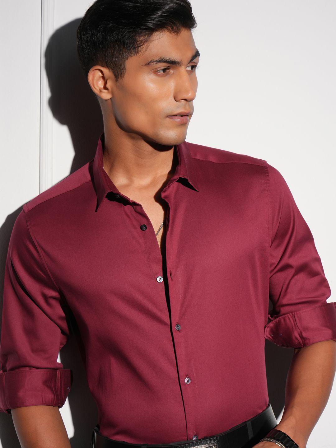 

LOCOMOTIVE Premium Men Premium Satin Solid Occasion Shirt, Red