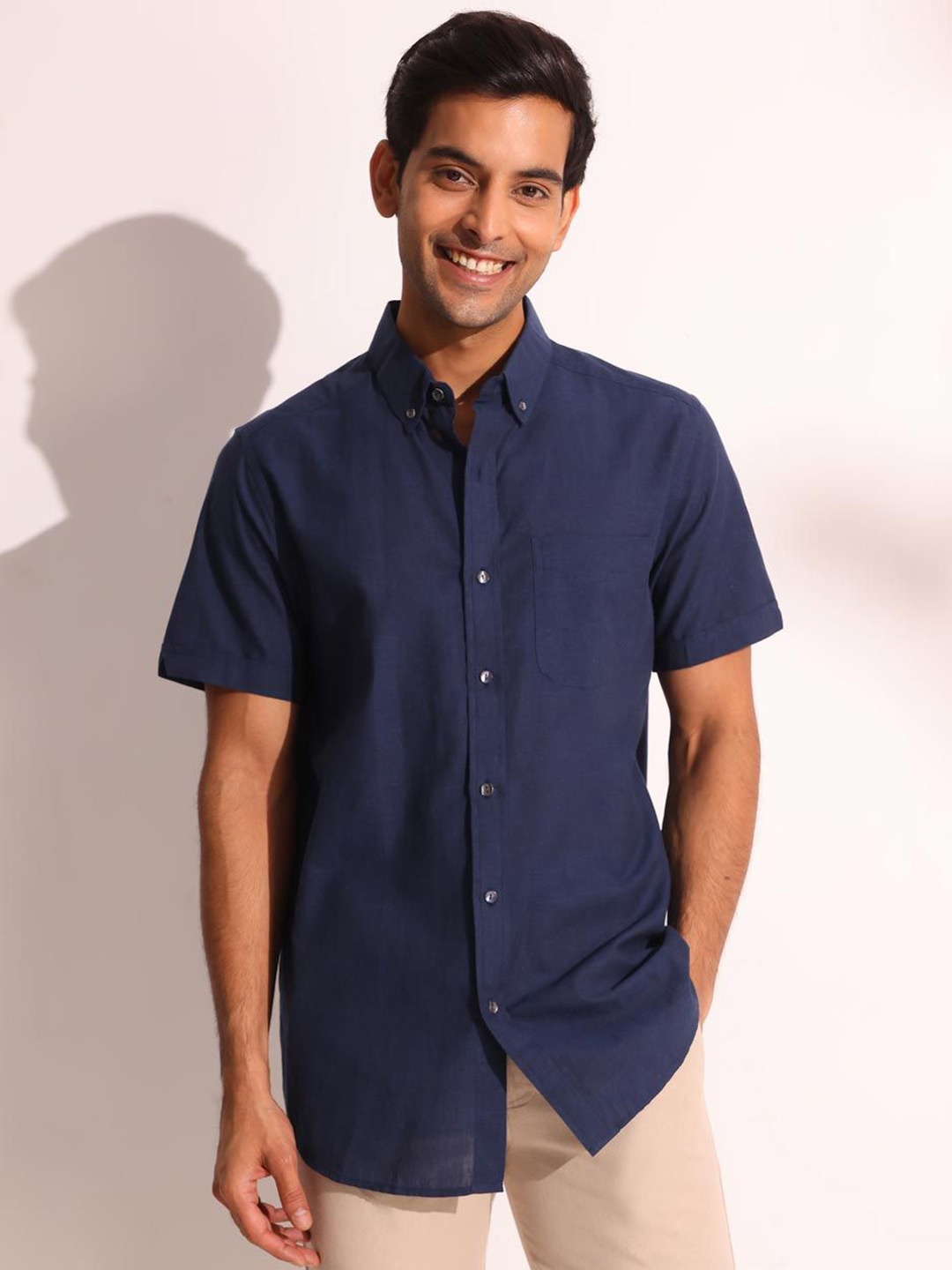 

Fabindia Men Spread Collar Solid Cotton Relaxed Fit Casual Shirt, Navy blue