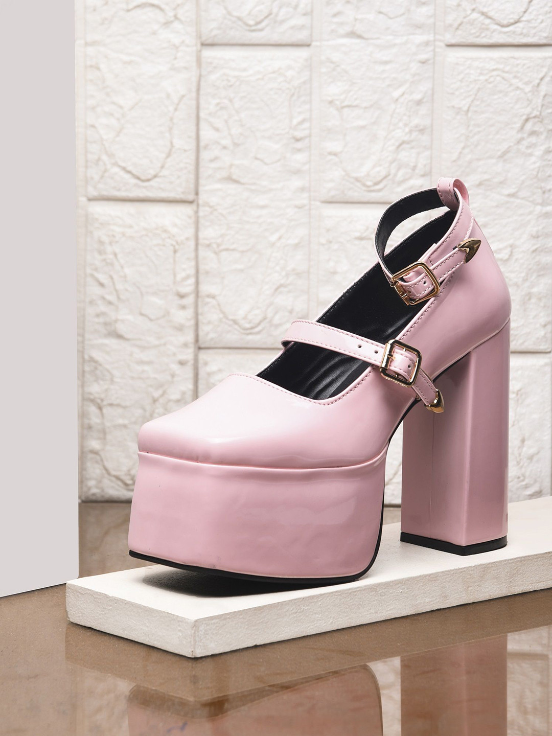 

THE WHITE POLE Block Heel Sandals, Pink