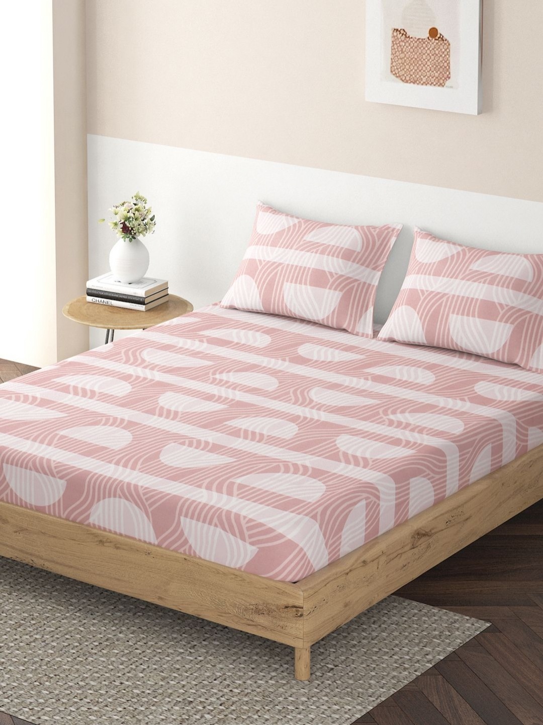 

HOKIPO Mauve & White Geometric 130 TC Queen Bedsheet with 2 Pillow Covers