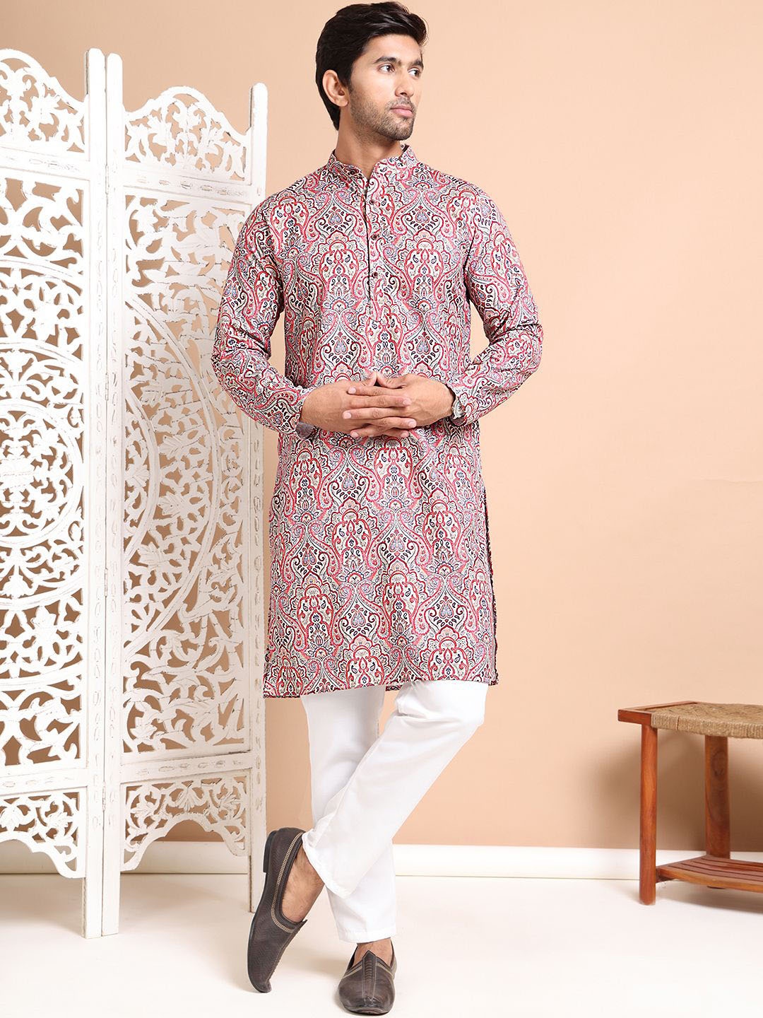 

Jompers Men Paisley Printed Regular Pure Cotton Kurta with Pyjamas, Red