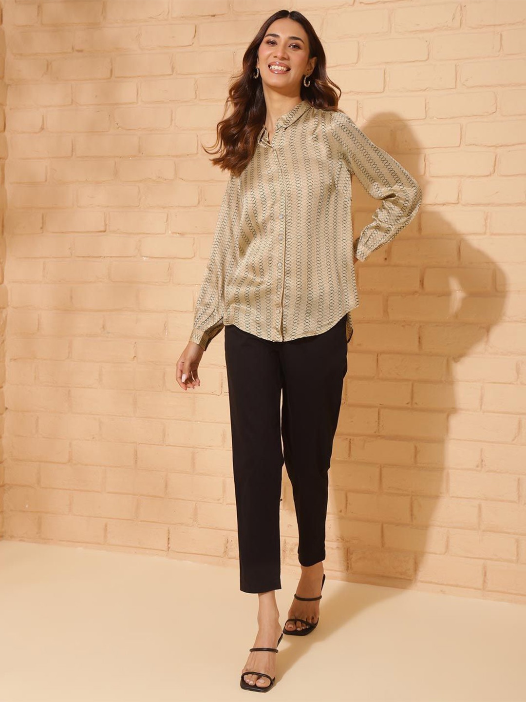 

Fabindia Women Spread Collar Abstract Printed Casual Shirt, Beige