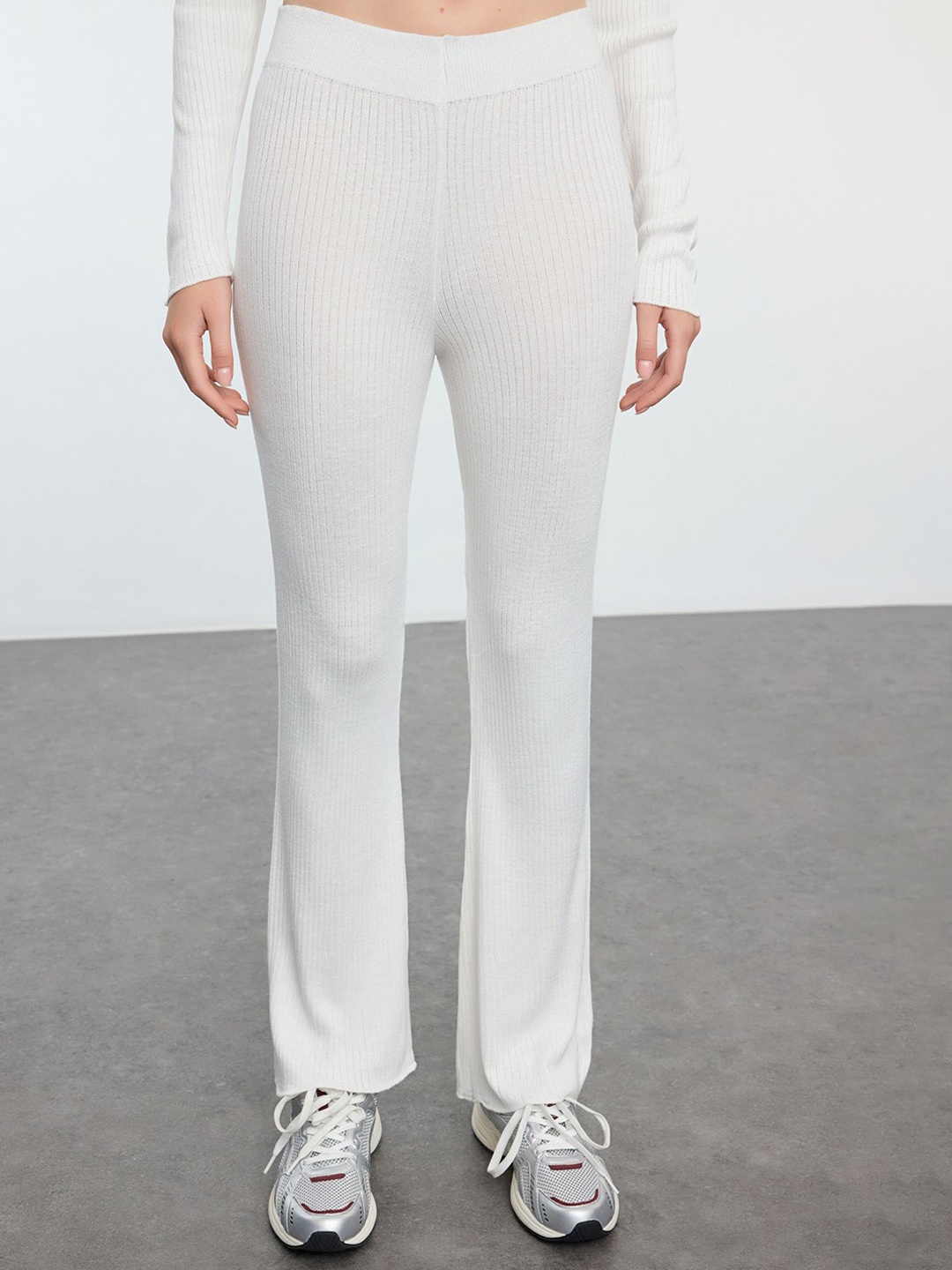

Trendyol Ribbed Top & Trouser Co-Ords, White