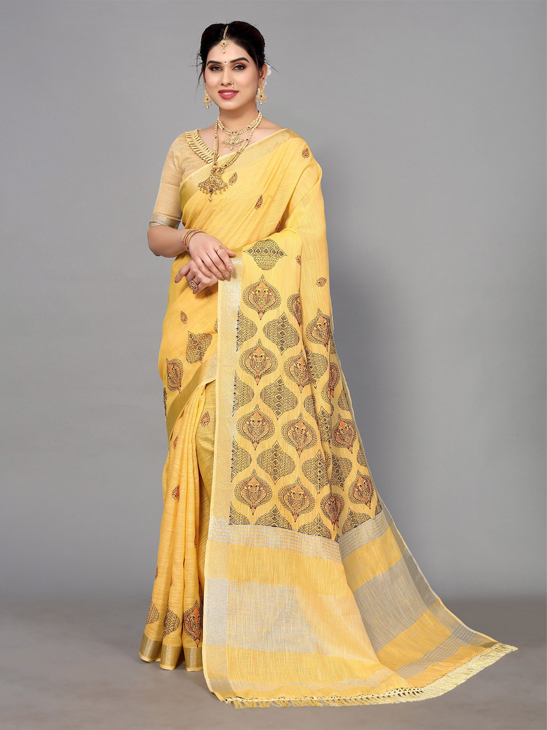 

VIRICA Ethnic Motifs Embroidered Silk Blend Saree, Yellow