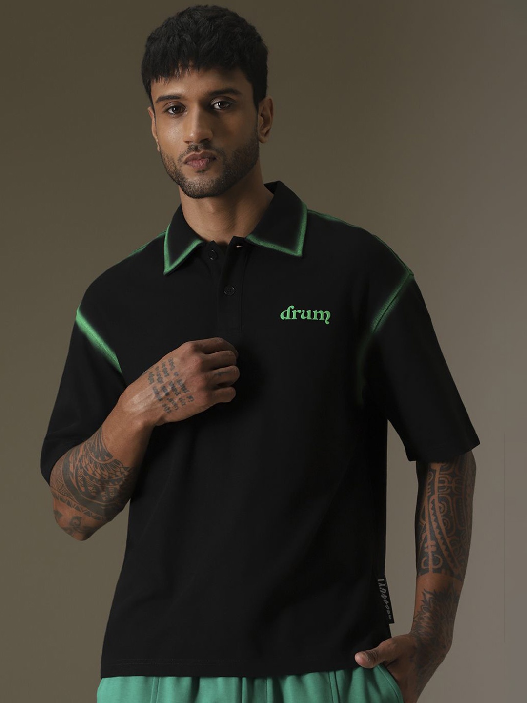 

Banana Club Men Printed T-shirt, Black