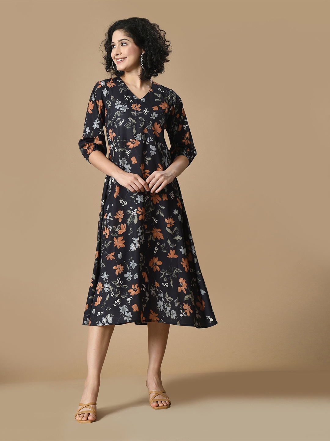 

Sangria Women Floral Printed A-Line Dress, Black