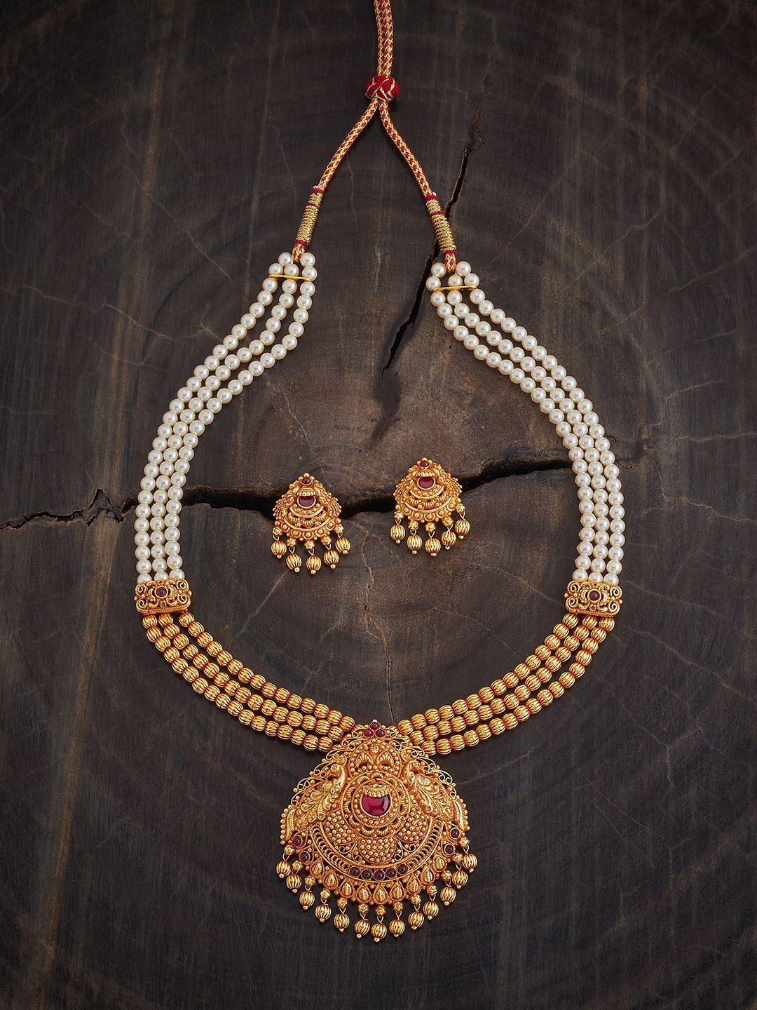 

Kushal's Fashion Jewellery Gold-Plated Stone-Studded Jewellery Set