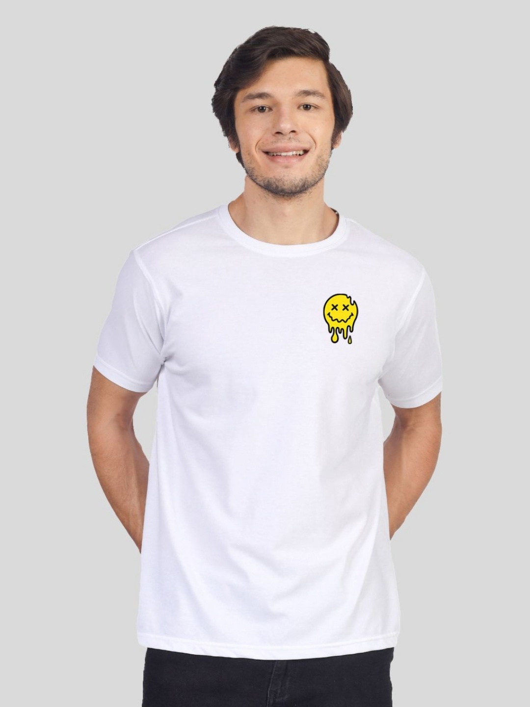 

Greylongg Men Printed Applique T-shirt, White
