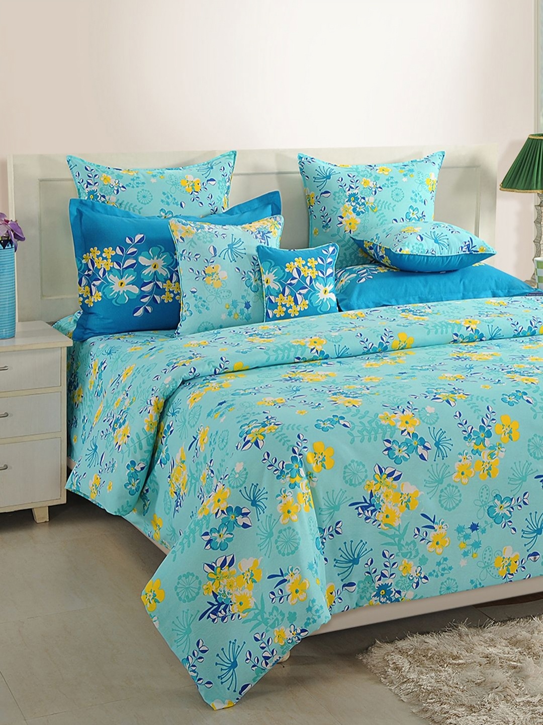 

SWAYAM Blue & Yellow Floral 140 TC King Bedsheet with 2 Pillow Covers