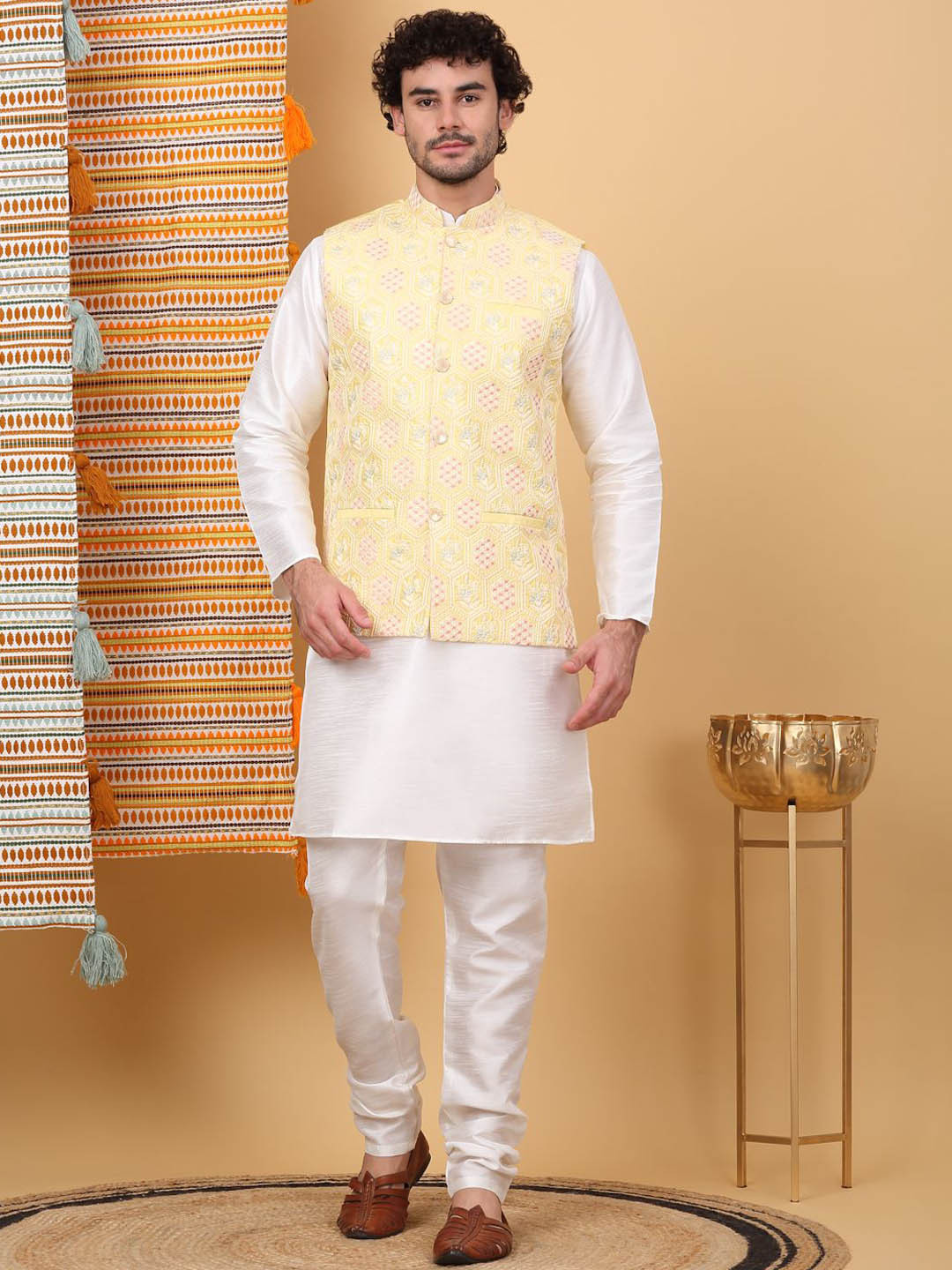 

KRAFT INDIA LUXE Mandarin Collar Straight Kurta with Churidar & Embroidered Nehru Jacket, Cream