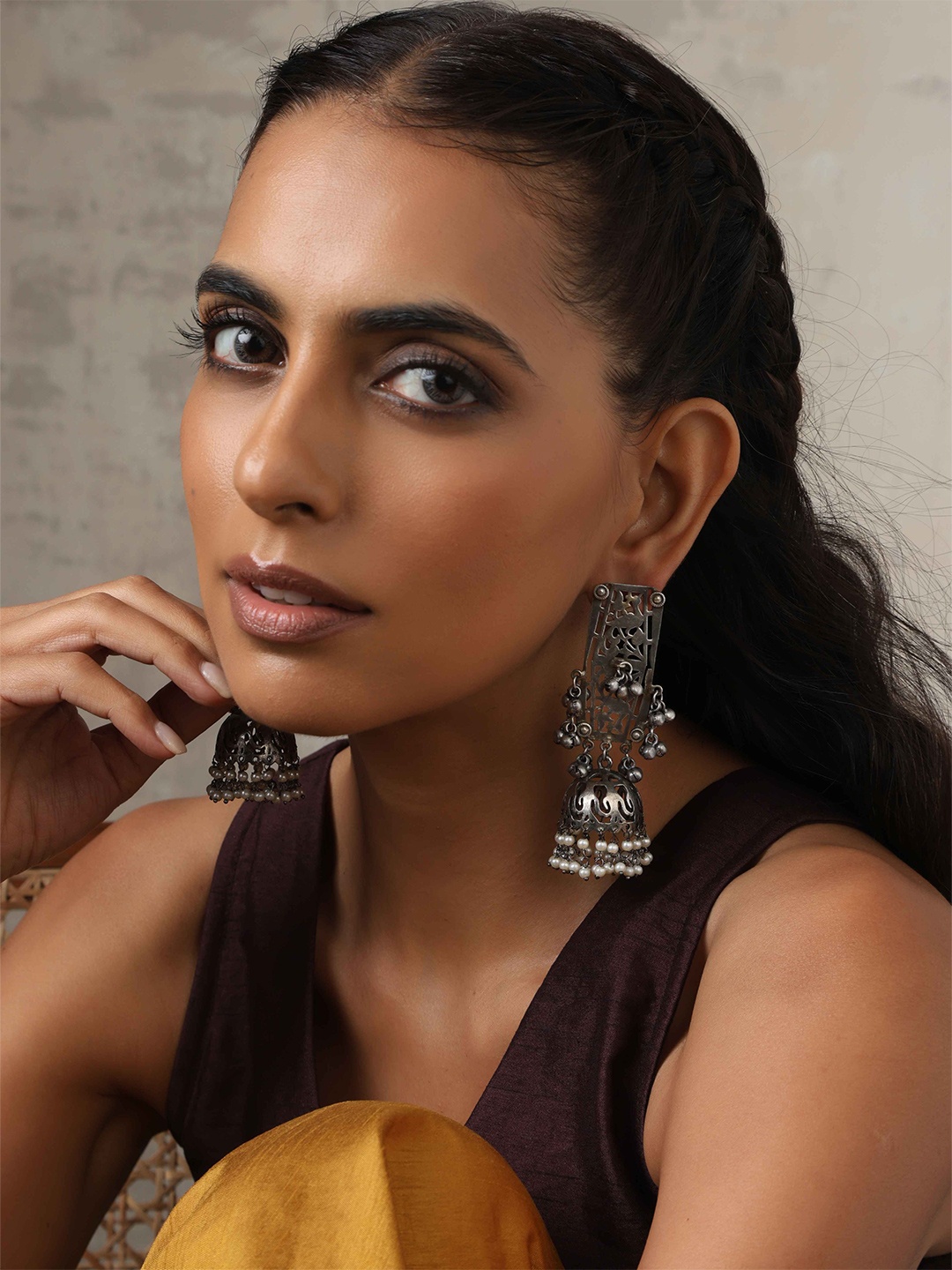 

trueBrowns Brass Plated Contemporary Artificial Beaded Jhumkas, Silver
