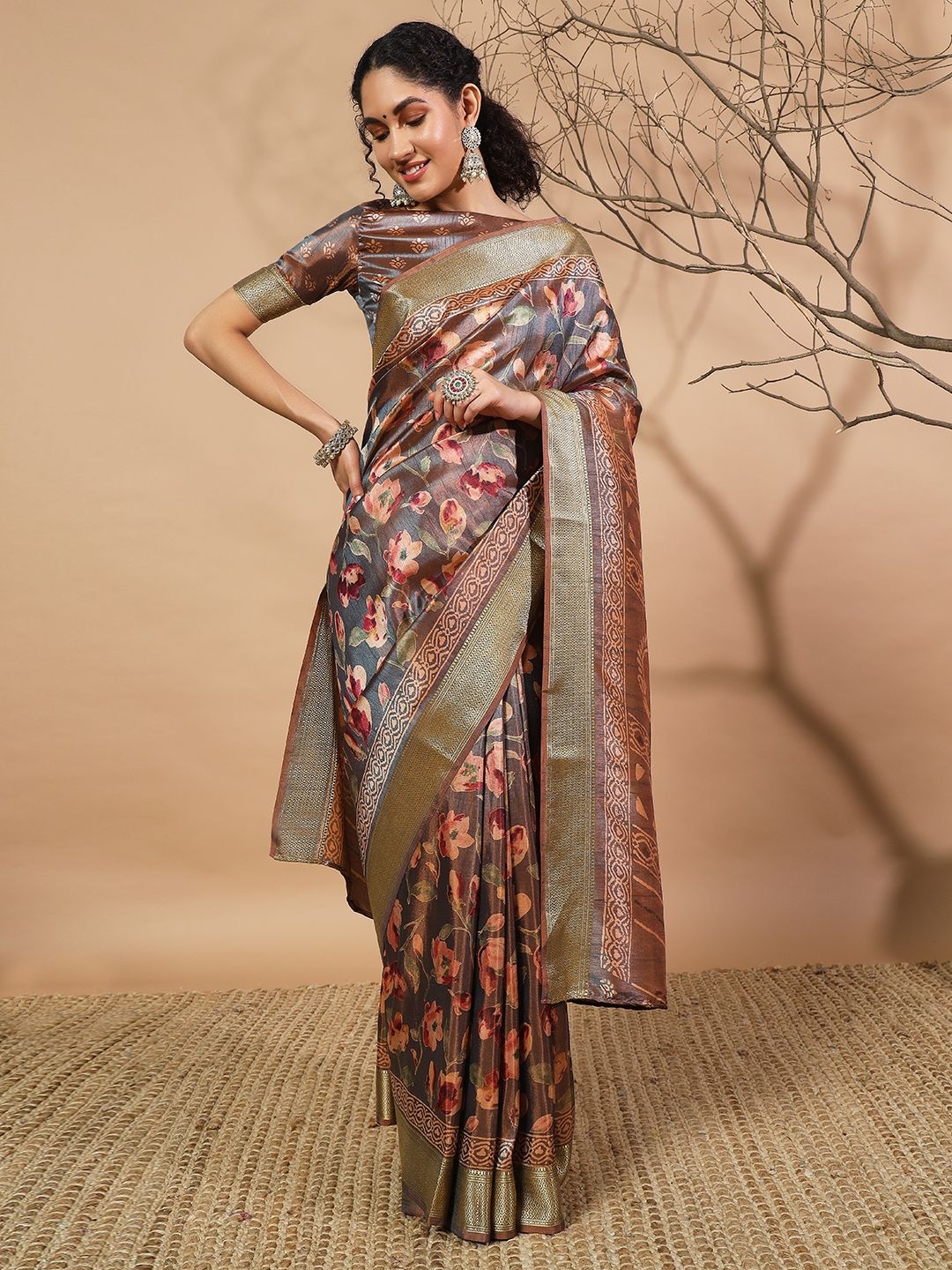 

RACHNA Floral Printed Zari Pure Silk Patola Saree, Grey