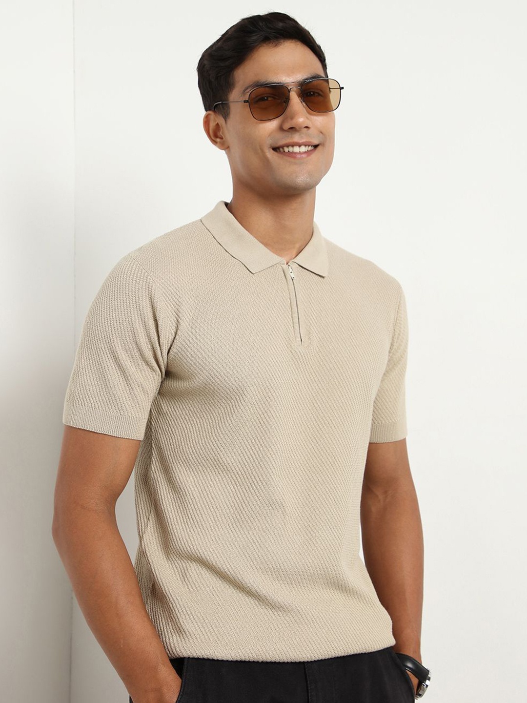

NOBERO Men Polo Textured T-shirts, Beige