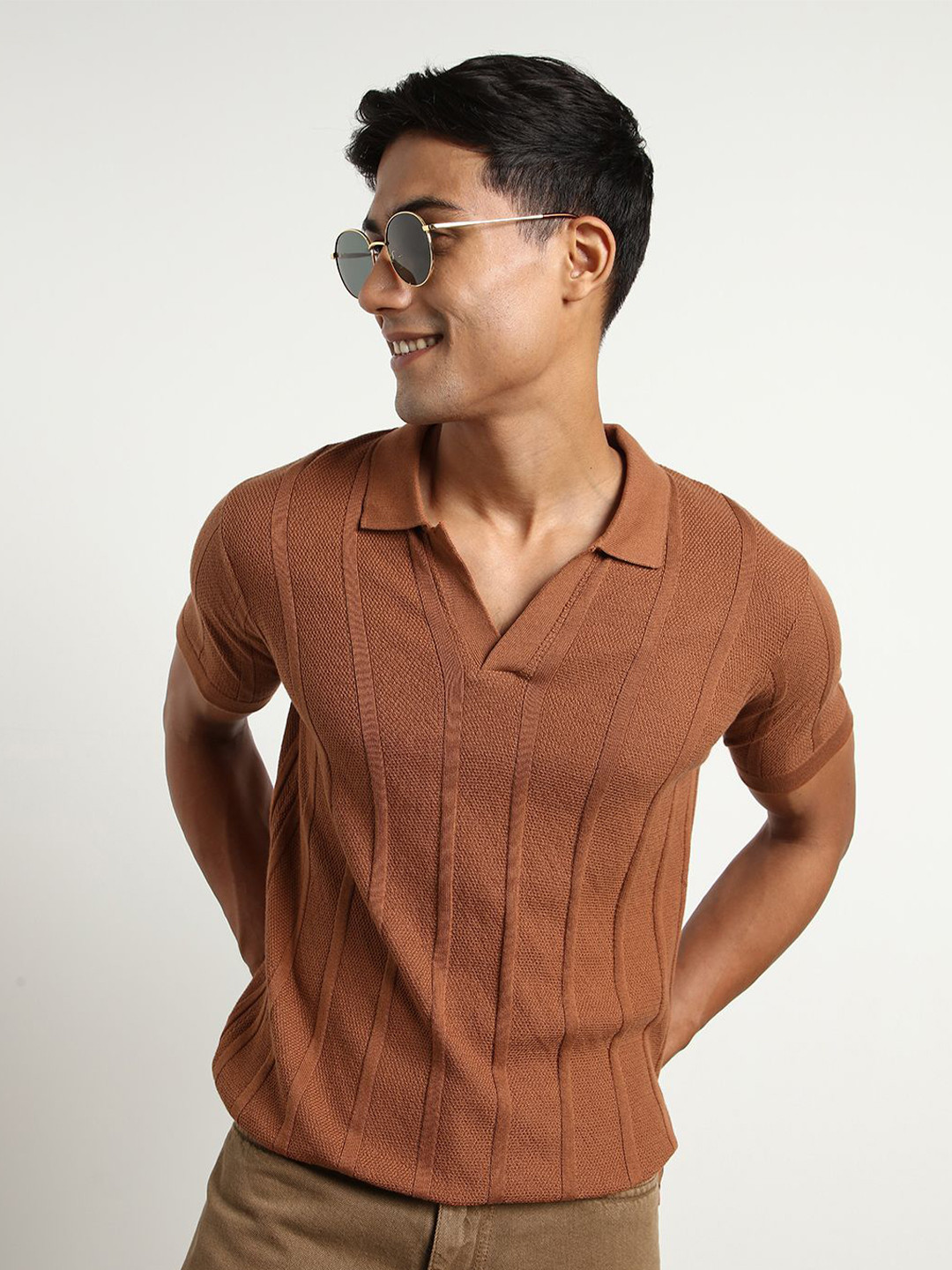 

NOBERO Men Polo Textured T-shirts, Brown