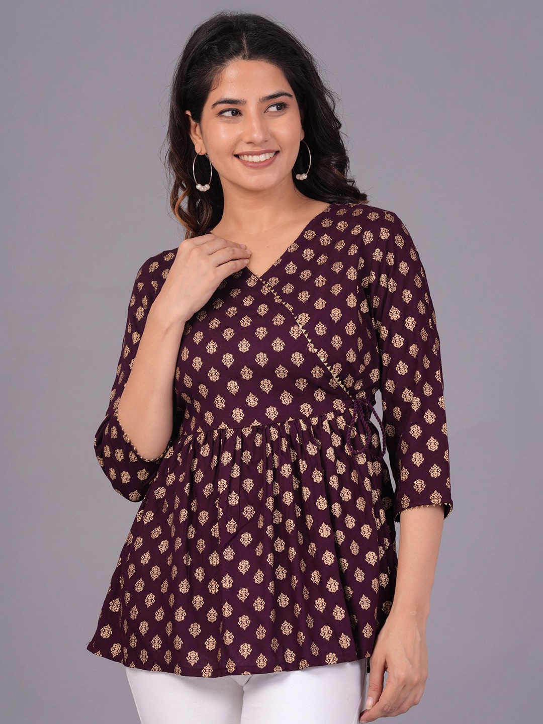 

BAESD Women Floral Printed V-Neck Top, Brown