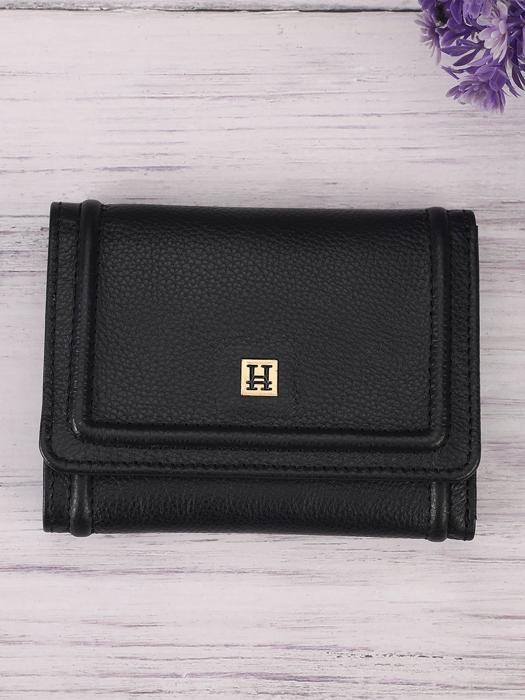 

HIROSHI Women Leather Two Fold Wallet, Black