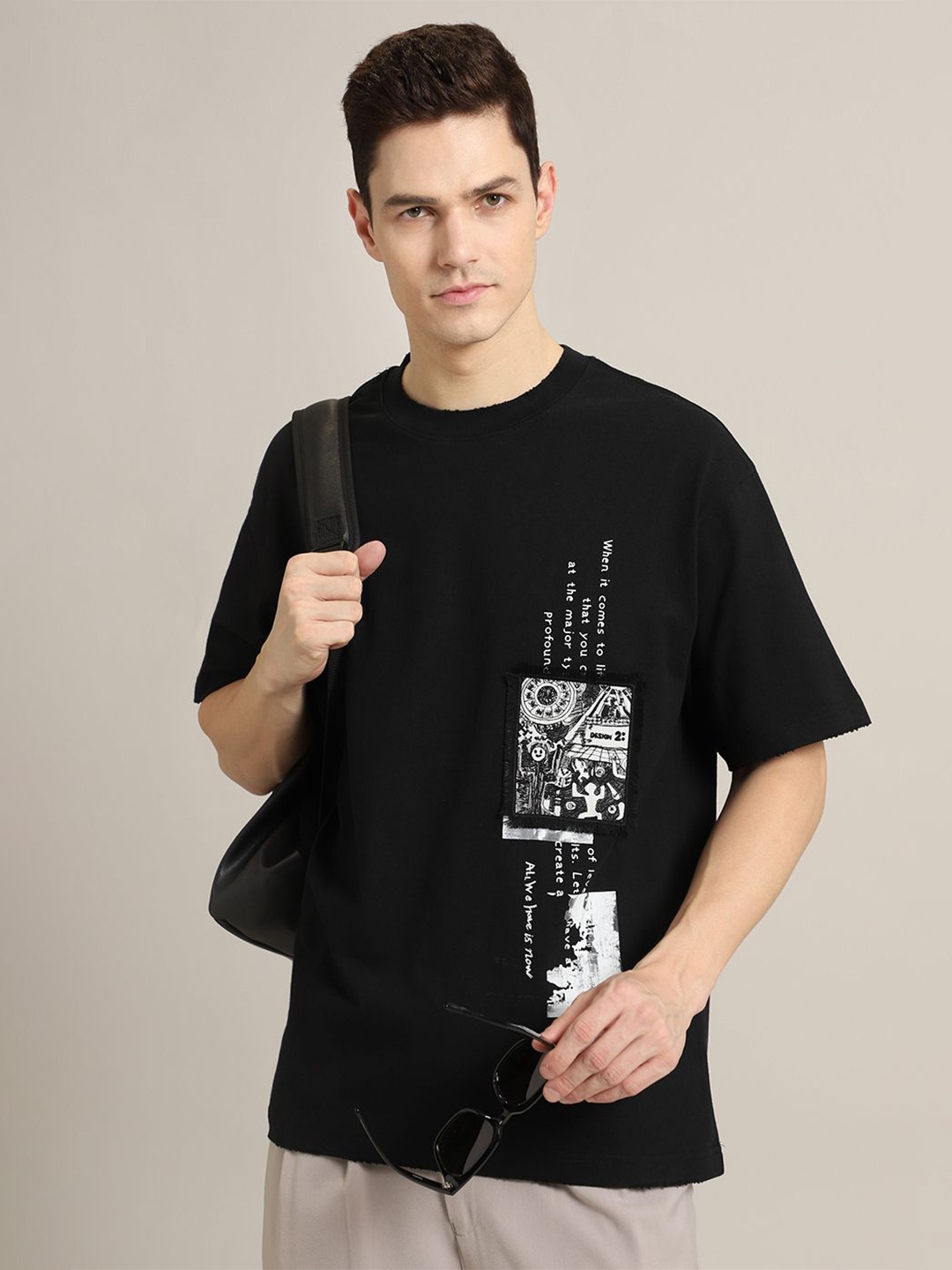 

Banana Club Men Printed T-shirt, Black