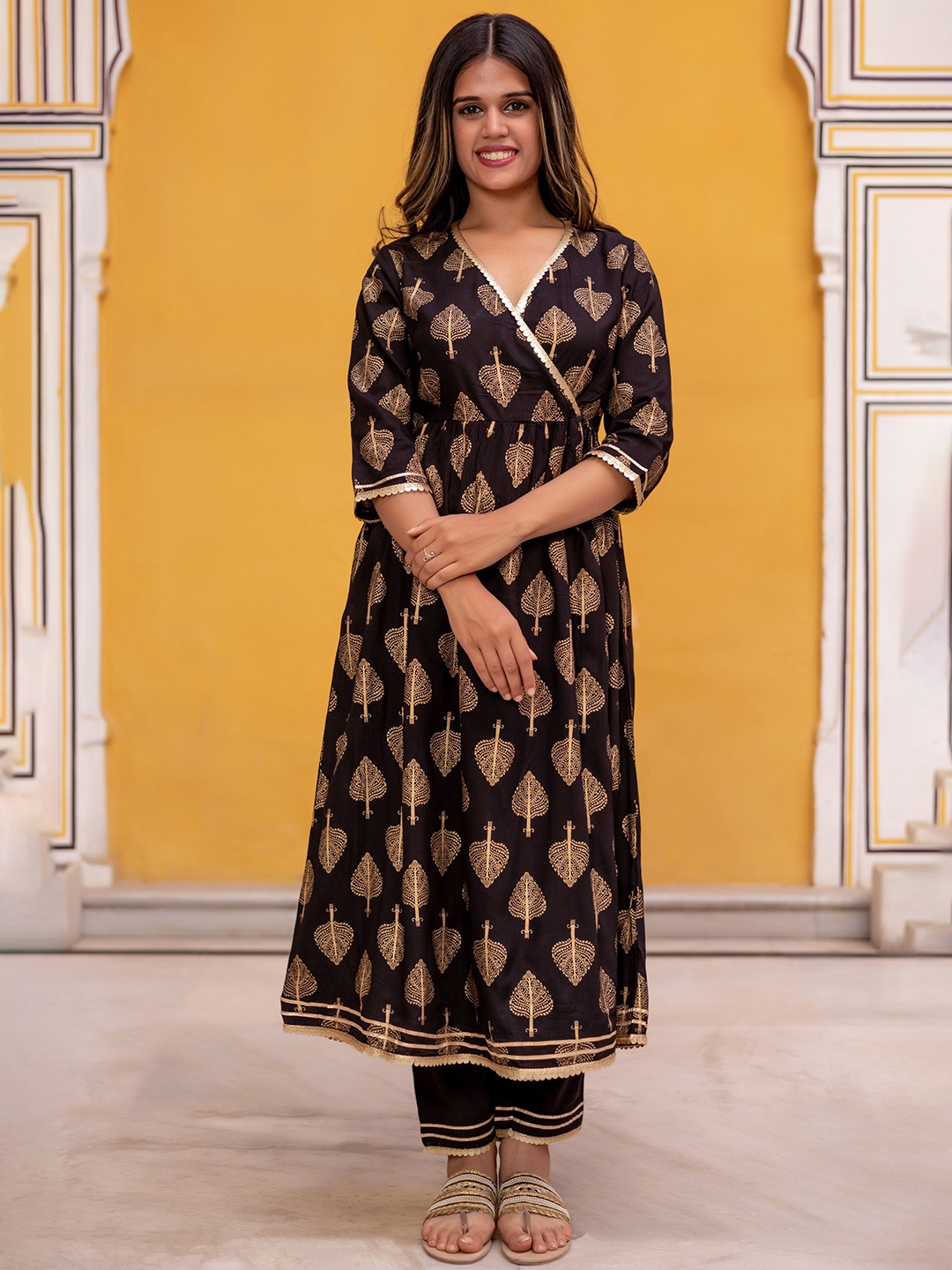 

HERE&NOW Women Printed Angrakha Kurta with Palazzos, Black