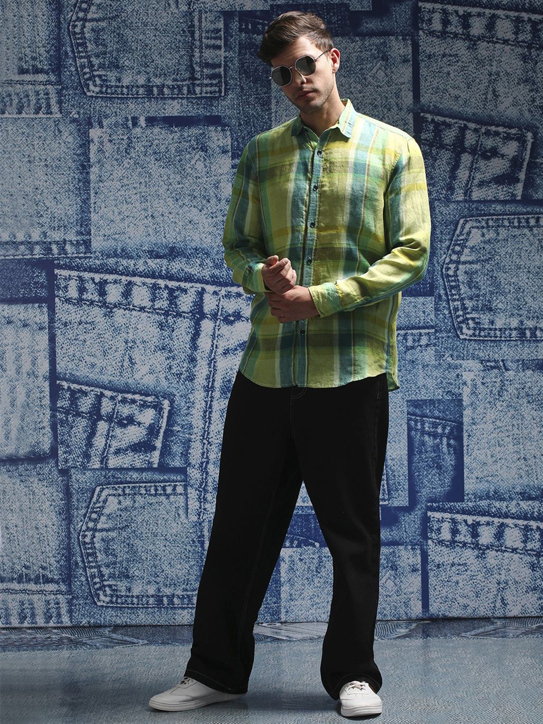 

Henceforth Men Spread Collar Checked Linen Casual Shirt, Green