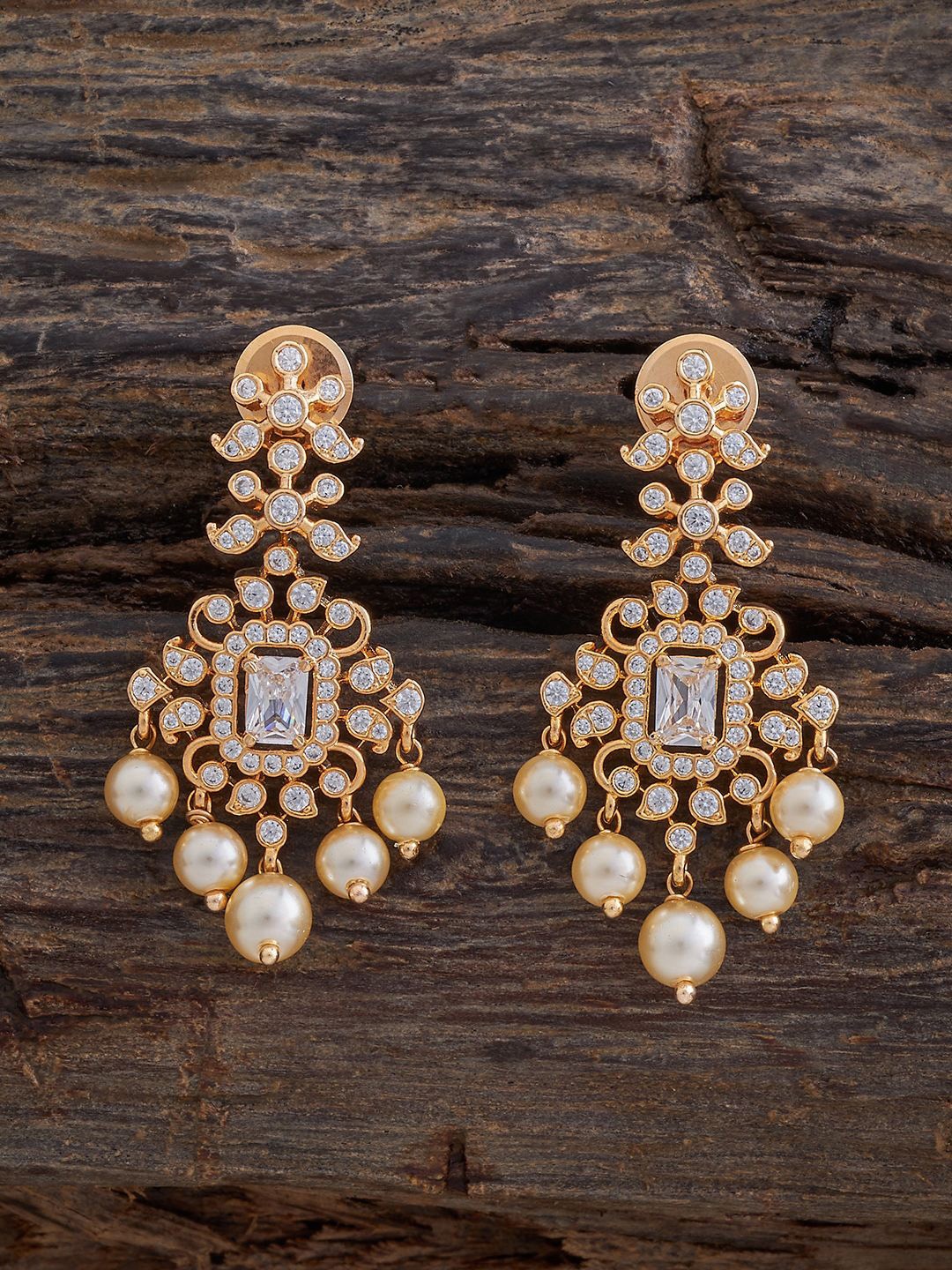 

Kushal's Fashion Jewellery Gold-Plated Cubic Zirconia Leaf Shaped Drop Earrings