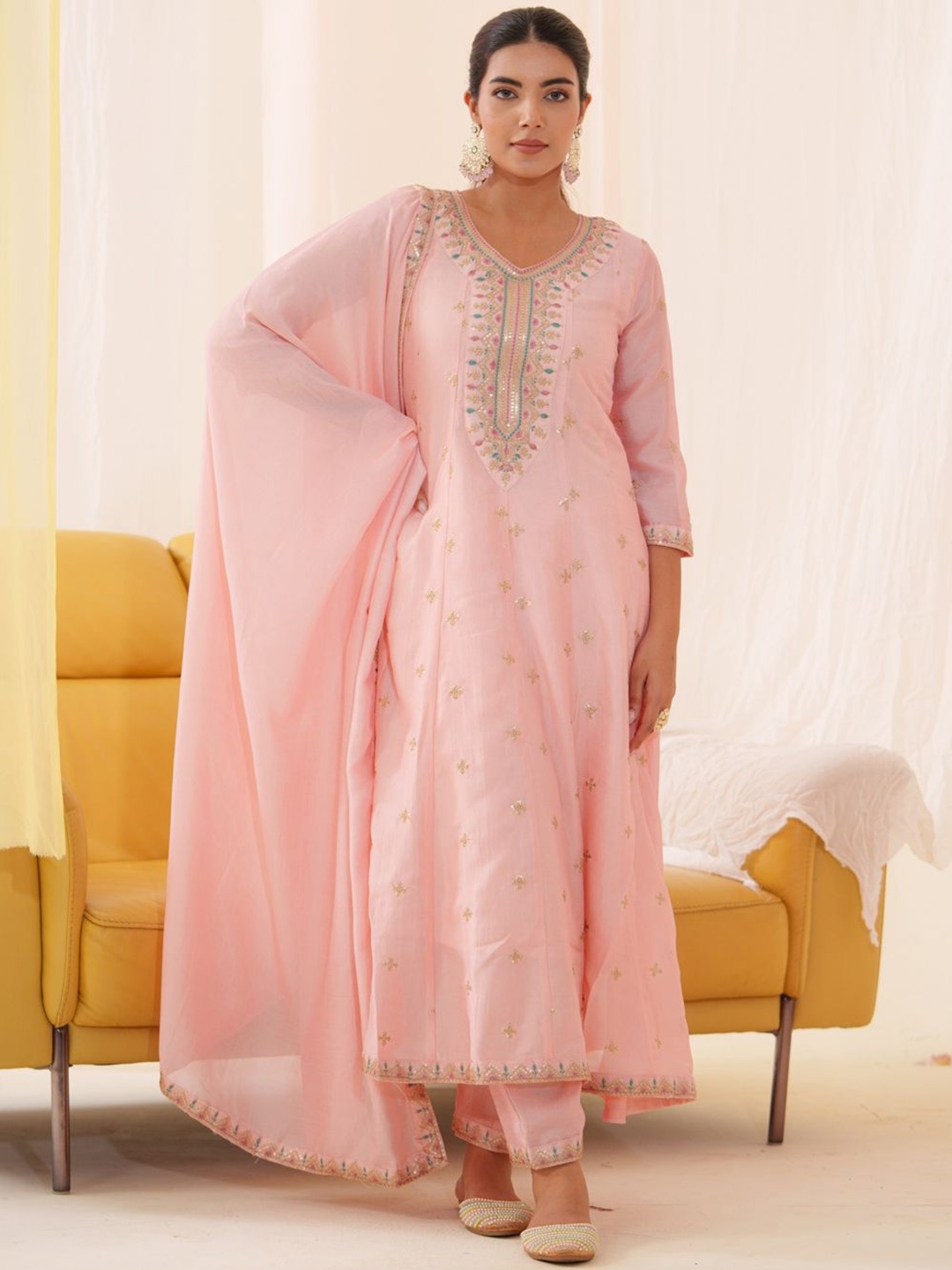 

House of Pataudi Embroidered Kurta Sets, Rose