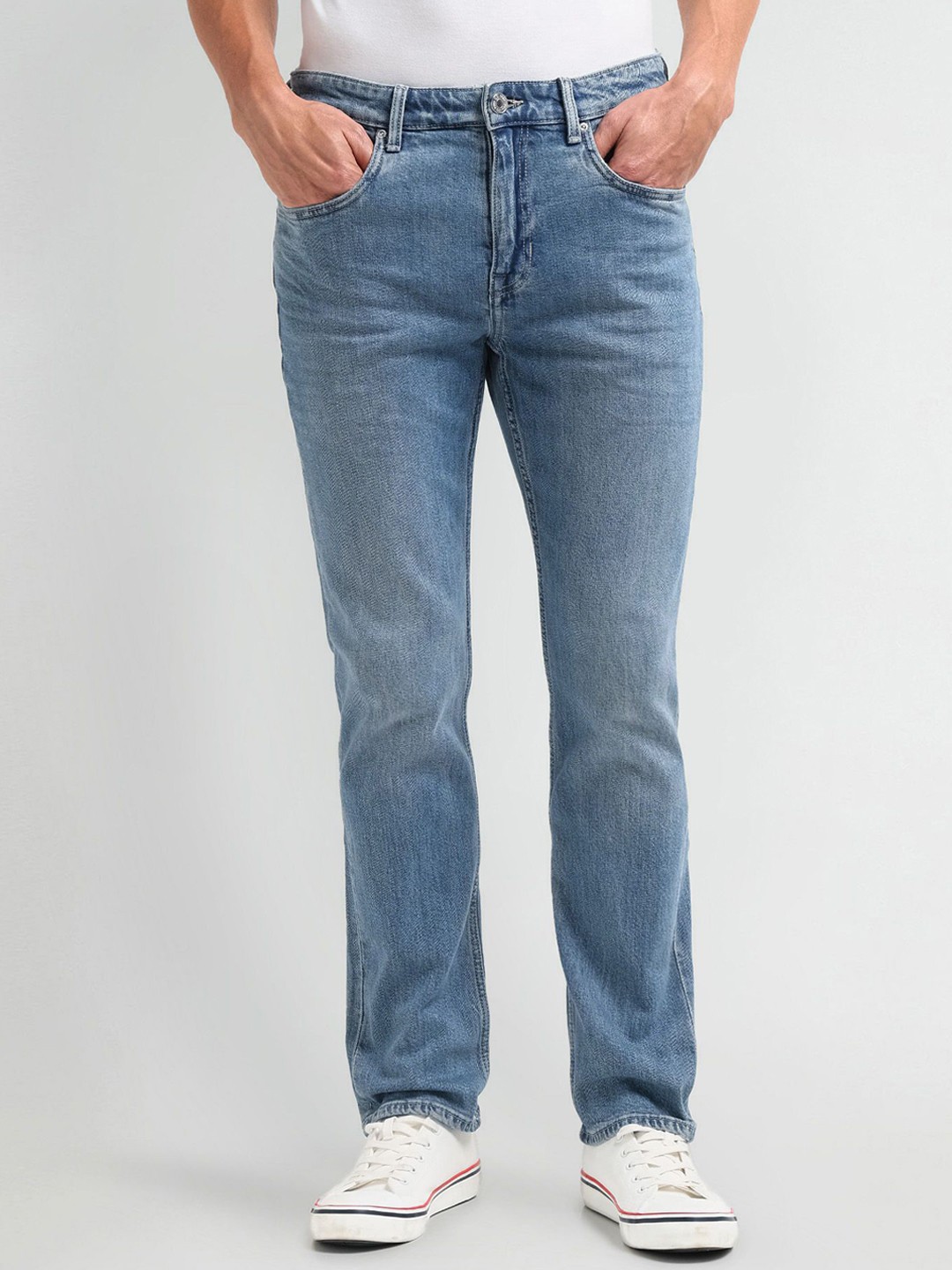 

U.S. Polo Assn. Denim Co. Men Slim Fit Clean Look Light Fade Stretchable Jeans, Blue