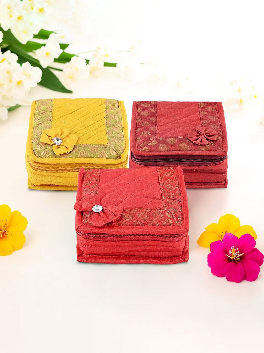 

Kuber Industries Yellow & Red 3 Pieces Printed Wardrobe Jewellery Organisers