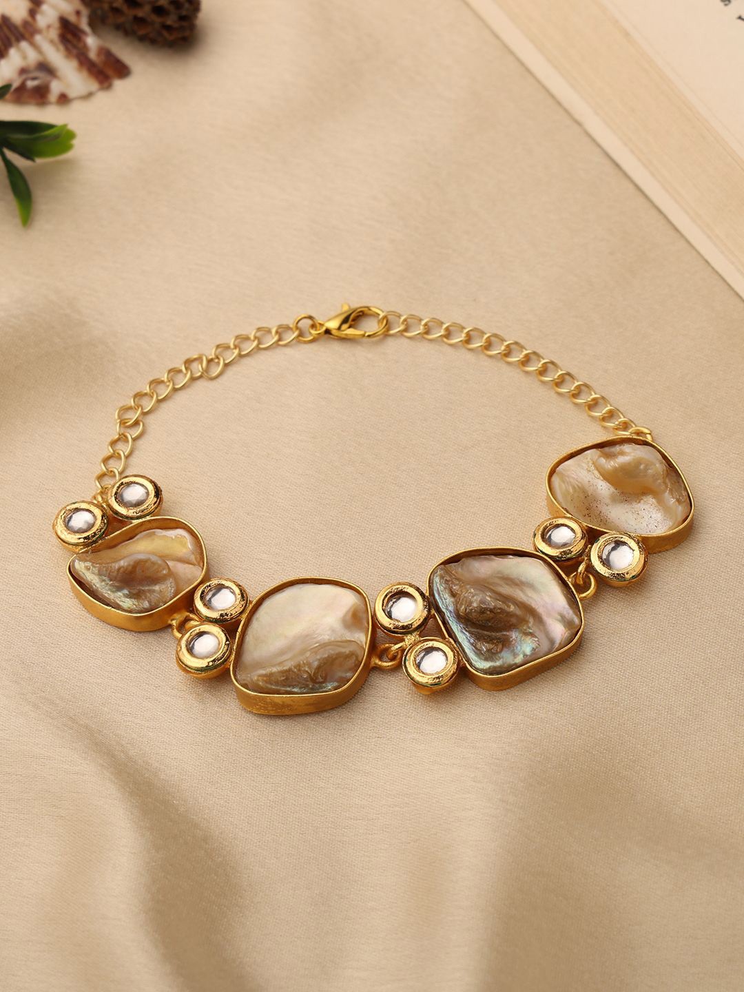 

VENI Gold-Plated Stone Studded Link Bracelet
