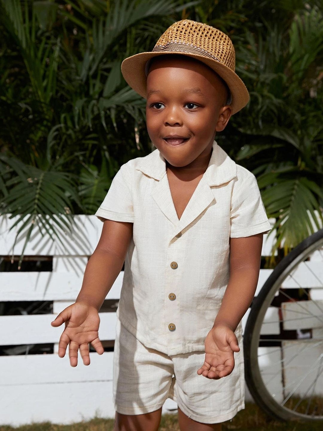

OMPAX Boys Short Sleeves Slubby Shirt With Short, Off white