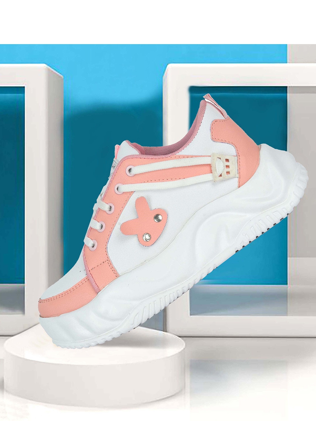 

MEGPAR Girls Colourblocked Sneakers, White