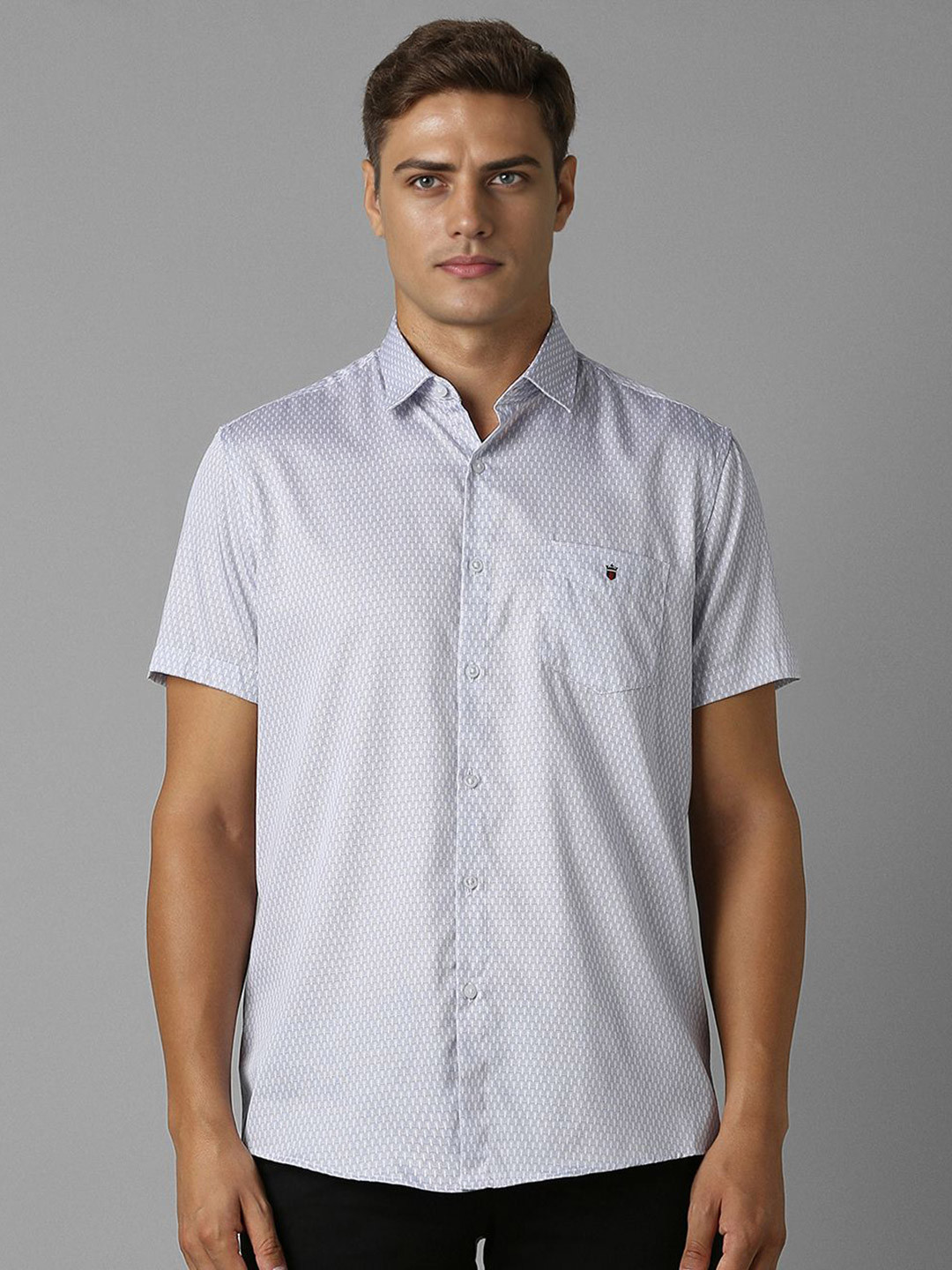 

Louis Philippe Sport Men Spread Collar Micro Ditsy Printed Cotton Slim Fit Casual Shirt, Grey