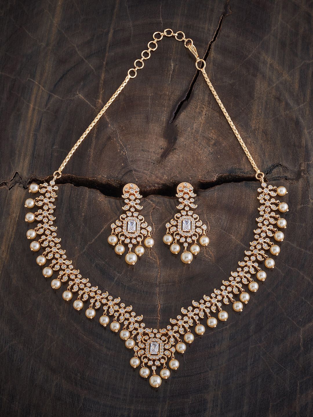 

Kushal's Fashion Jewellery Gold Plated Cubic Zirconia Studded & Beaded Jewellery Set