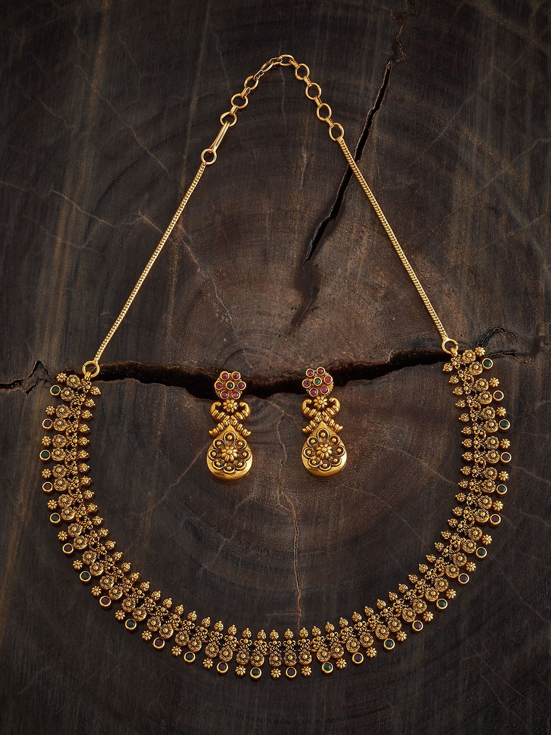 

Kushal's Fashion Jewellery Gold-Plated Stone-Studded Jewellery Set