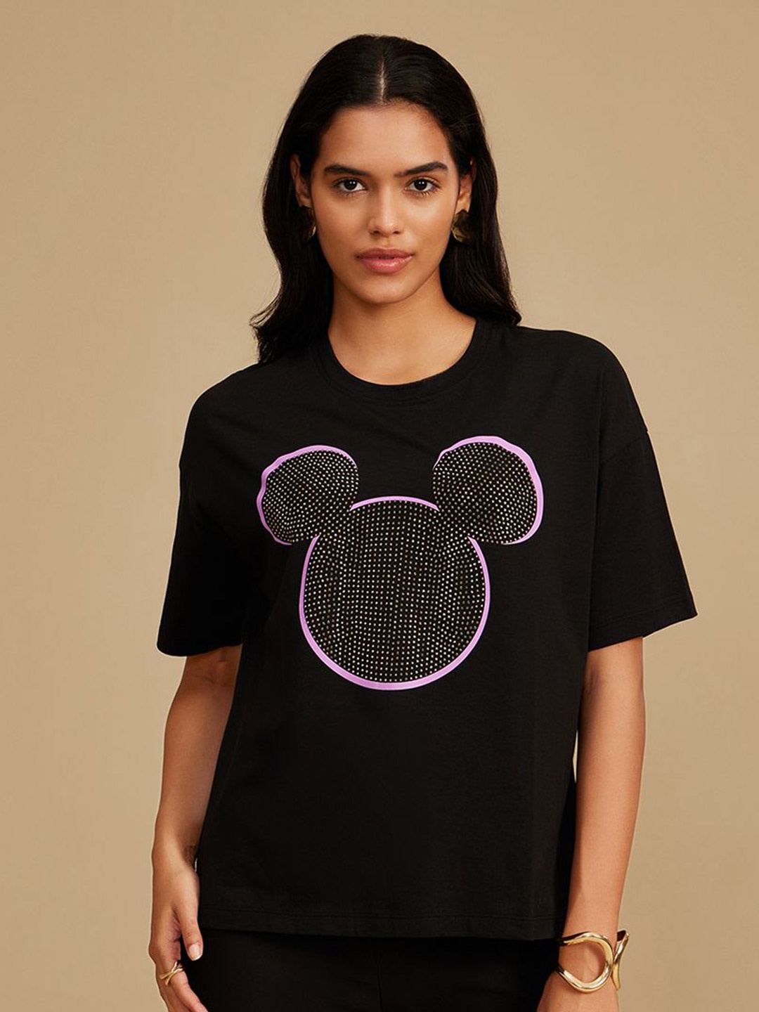 

Kazo Women Graphic Printed Round Neck Cotton T-shirt, Black