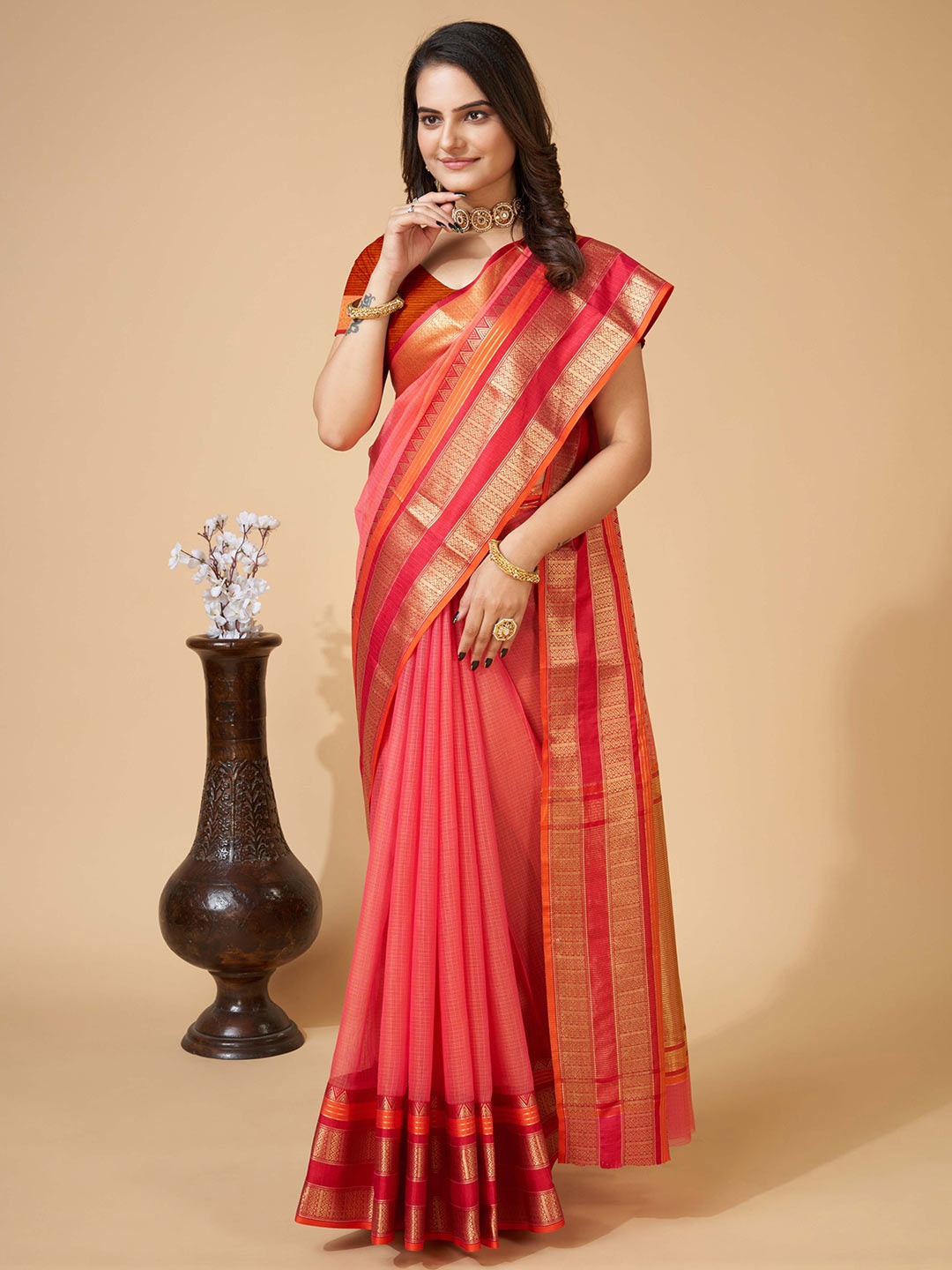 

Kriyansh Woven Design Zari Banarasi Celebrity Saree, Pink