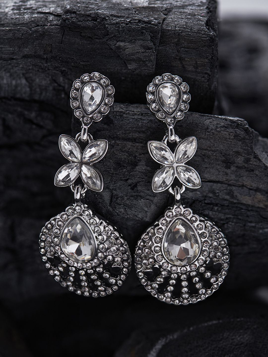 

Kalakrith Milano Silver-Plated Contemporary Drop Earrings