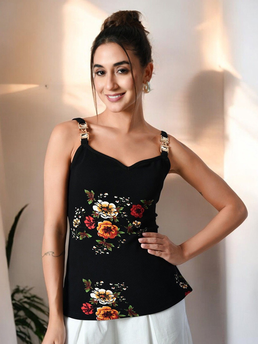 

BAESD Women Floral Printed Sweetheart Neck Top, Black