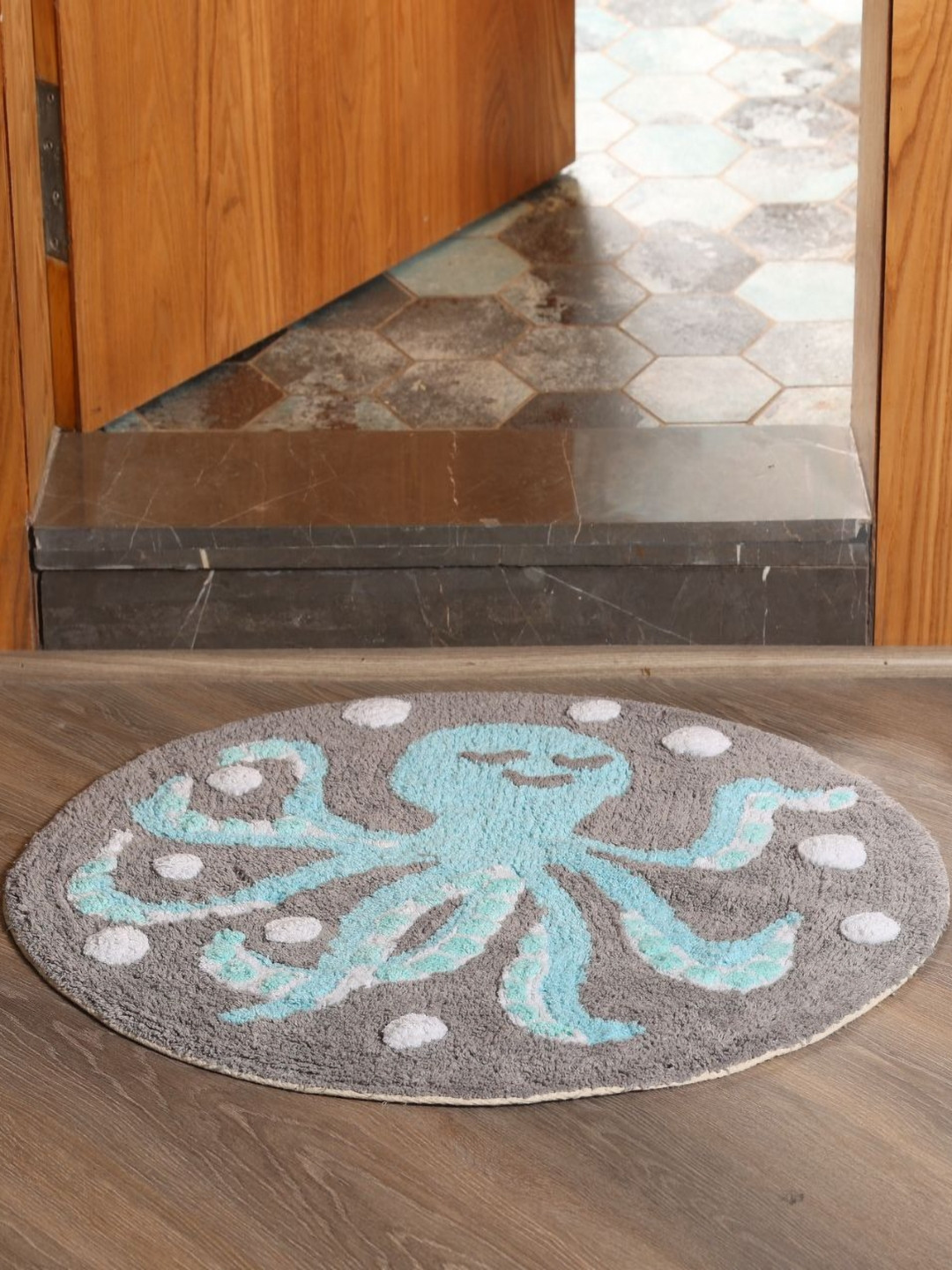 

SASHAA WORLD Octopus Pattern Doormat, Grey