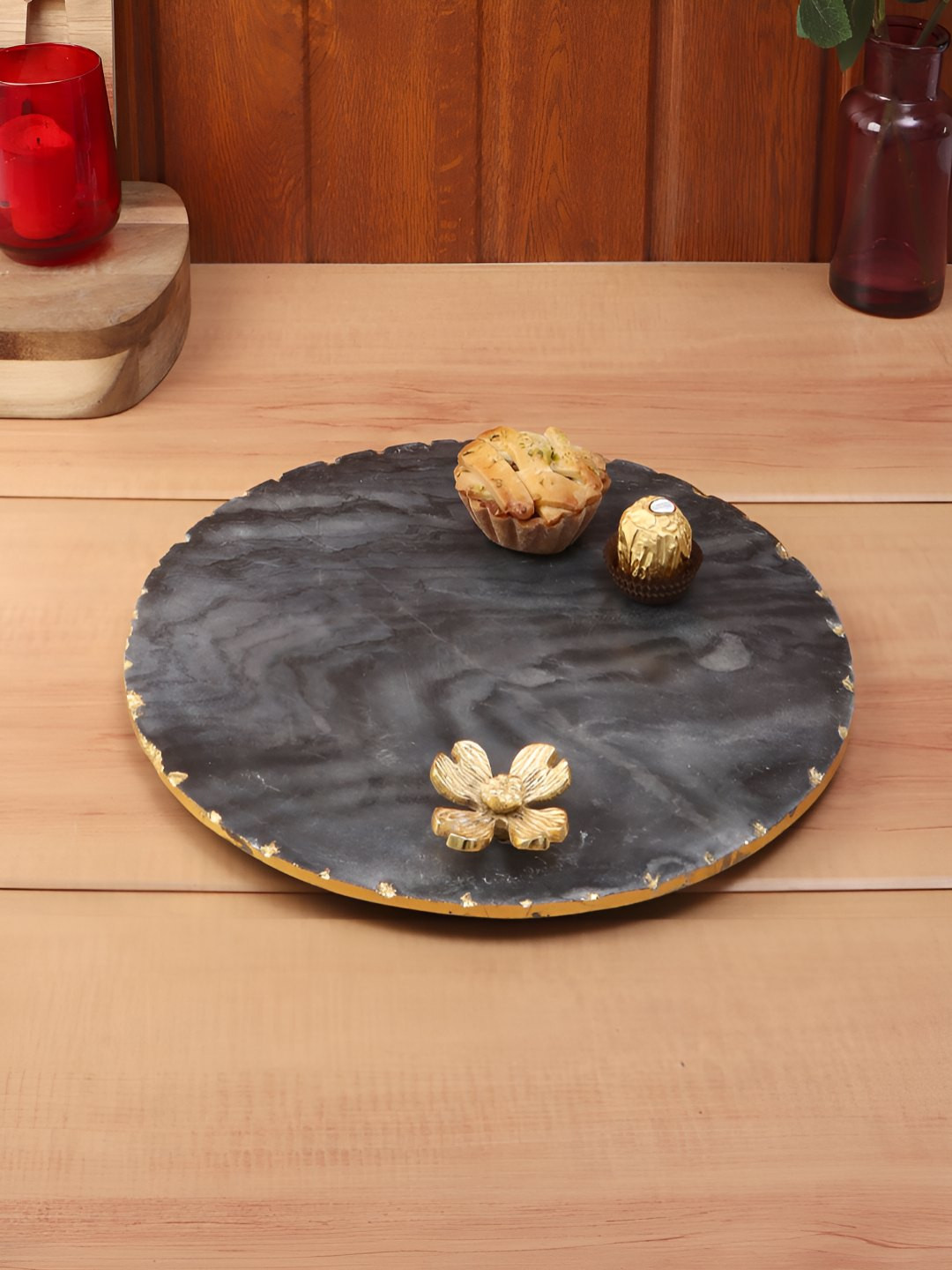 

NikkisPride Black Stoneware Round With Gold Foil Work & Metal Flower Embedded Food Platter