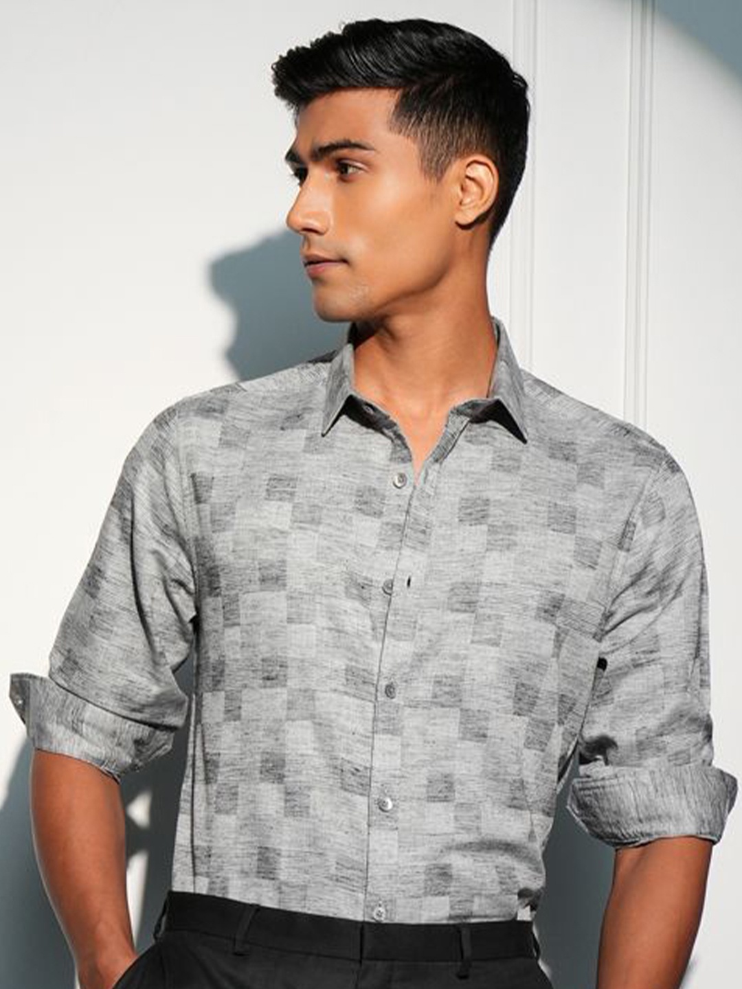 

LOCOMOTIVE Premium Men Yarn Dobby Textured Occasion Shirt, Grey