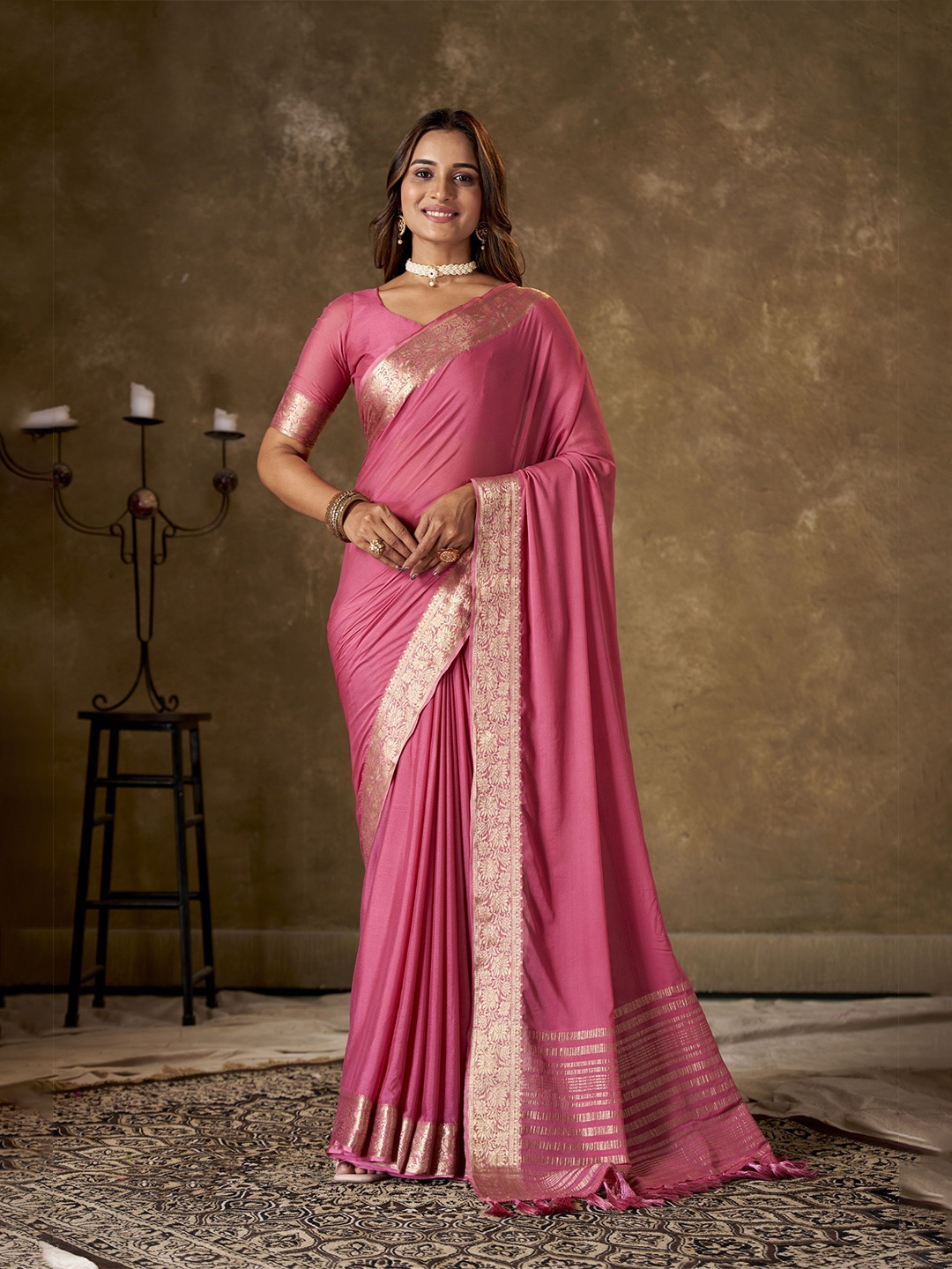 

KAYOMMI Zari Tassel Detailed Banarasi Saree, Pink