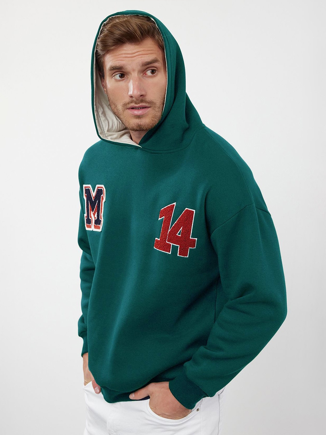 

Trendyol Men Typography Printed Hood Cotton Pullover Sweatshirt, Green