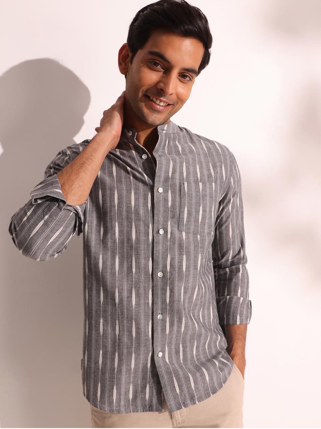 

Fabindia Men Band Collar Vertical Striped Cotton Slim Fit Casual Shirt, Grey