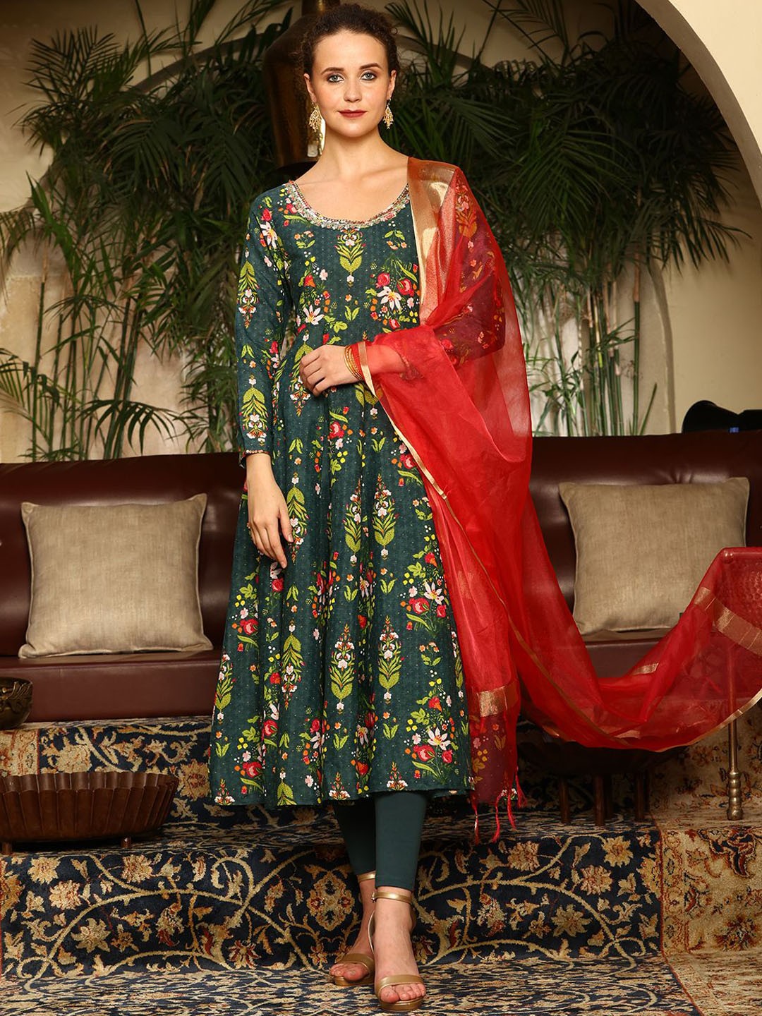 

W Women Floral Printed Regular Kurta With Dupatta, Green