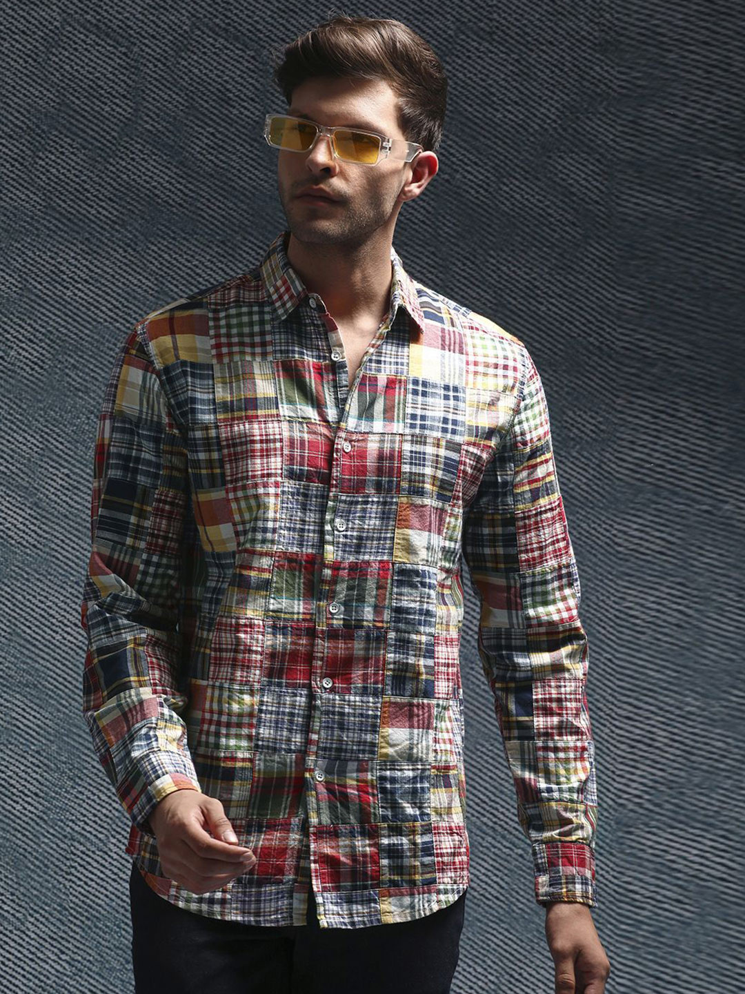 

Henceforth Men Spread Collar Checked Cotton Casual Shirt, Maroon
