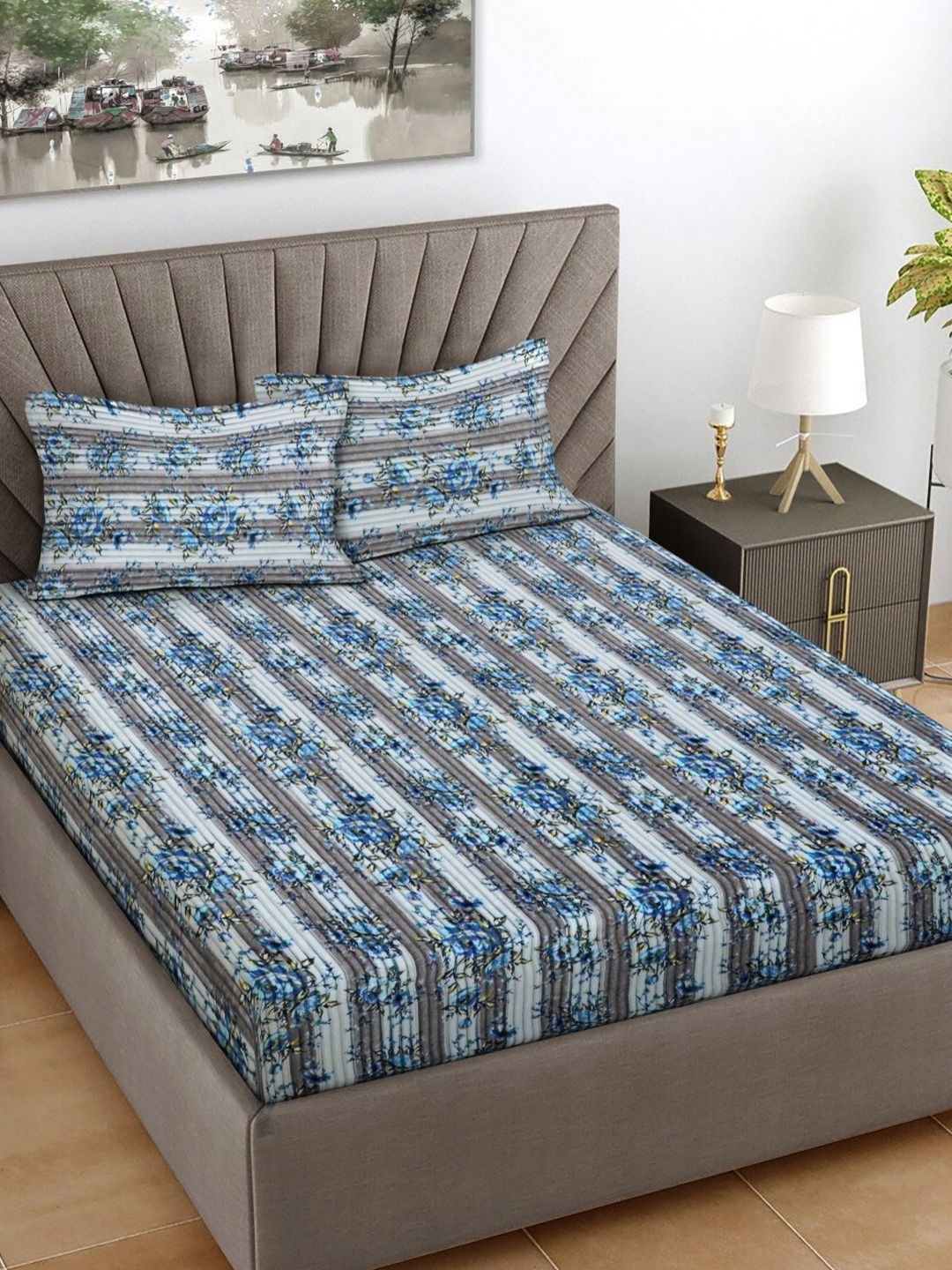 

FABINALIV Grey & Blue Floral 300 TC King Bedsheet with 2 Pillow Covers