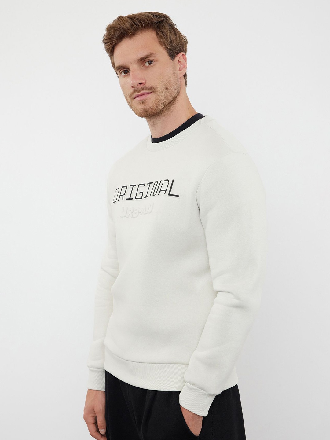 

Trendyol Men Typography Printed Round Neck Cotton Pullover Sweatshirt, White