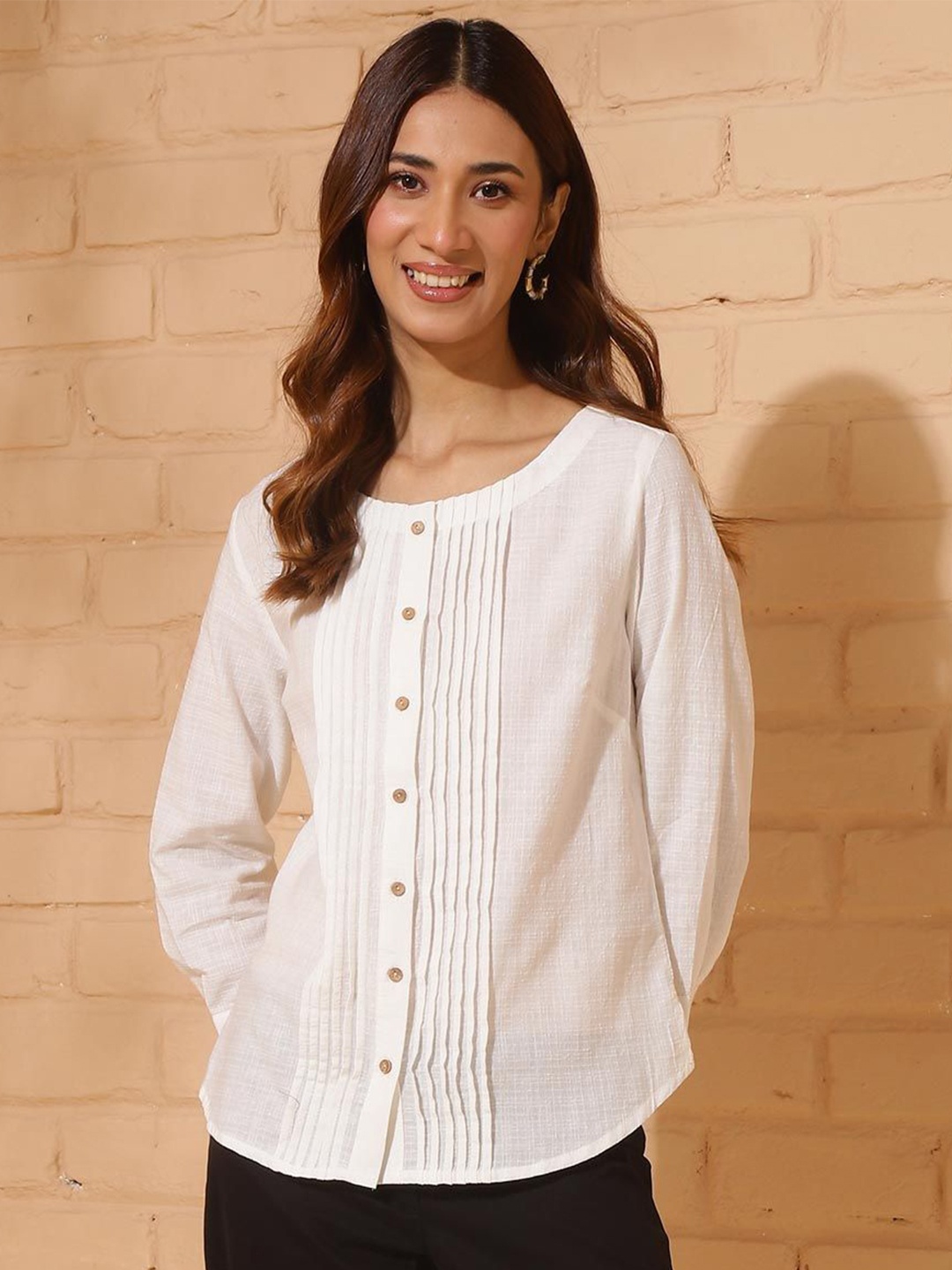 

Fabindia Women Solid Round Neck Cotton Top, White