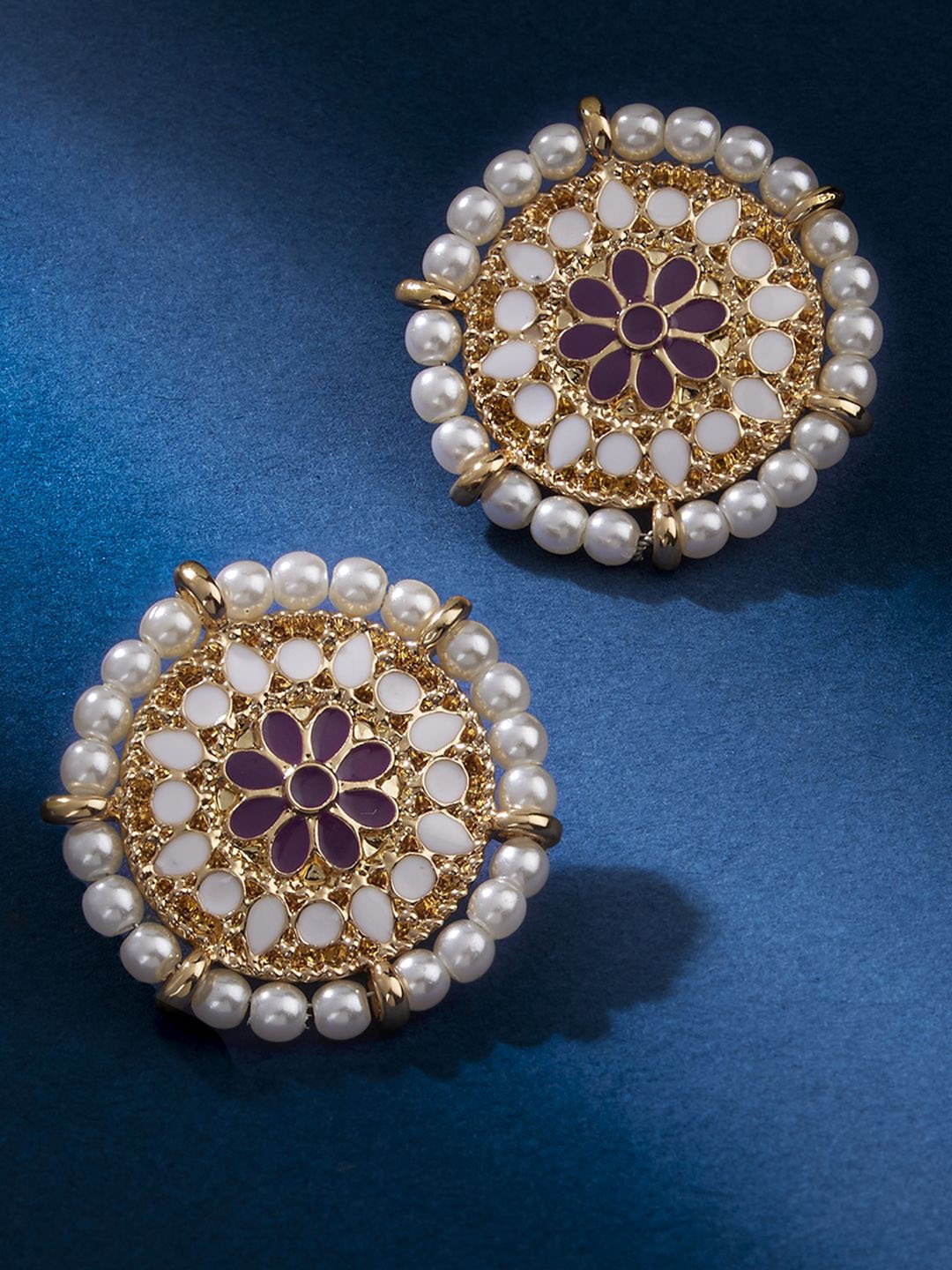 

Kalakrith Milano Contemporary Pearl Studs, White