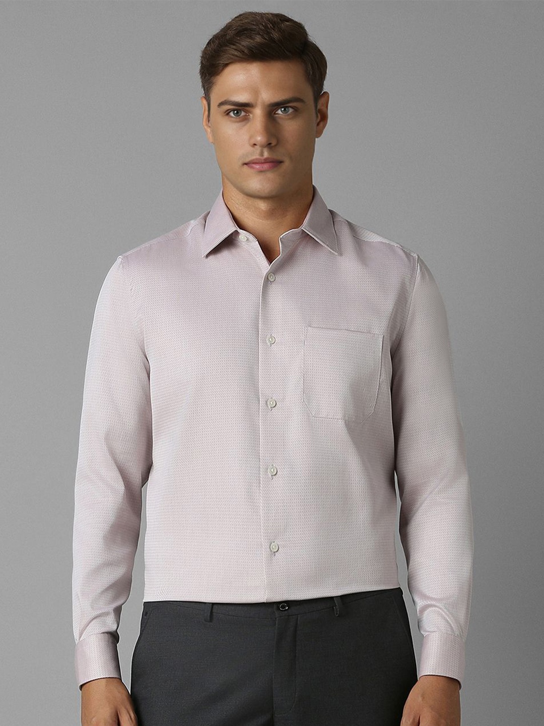 

Louis Philippe Men Classic Cutaway Collar Textured Cotton Formal Shirt, Grey
